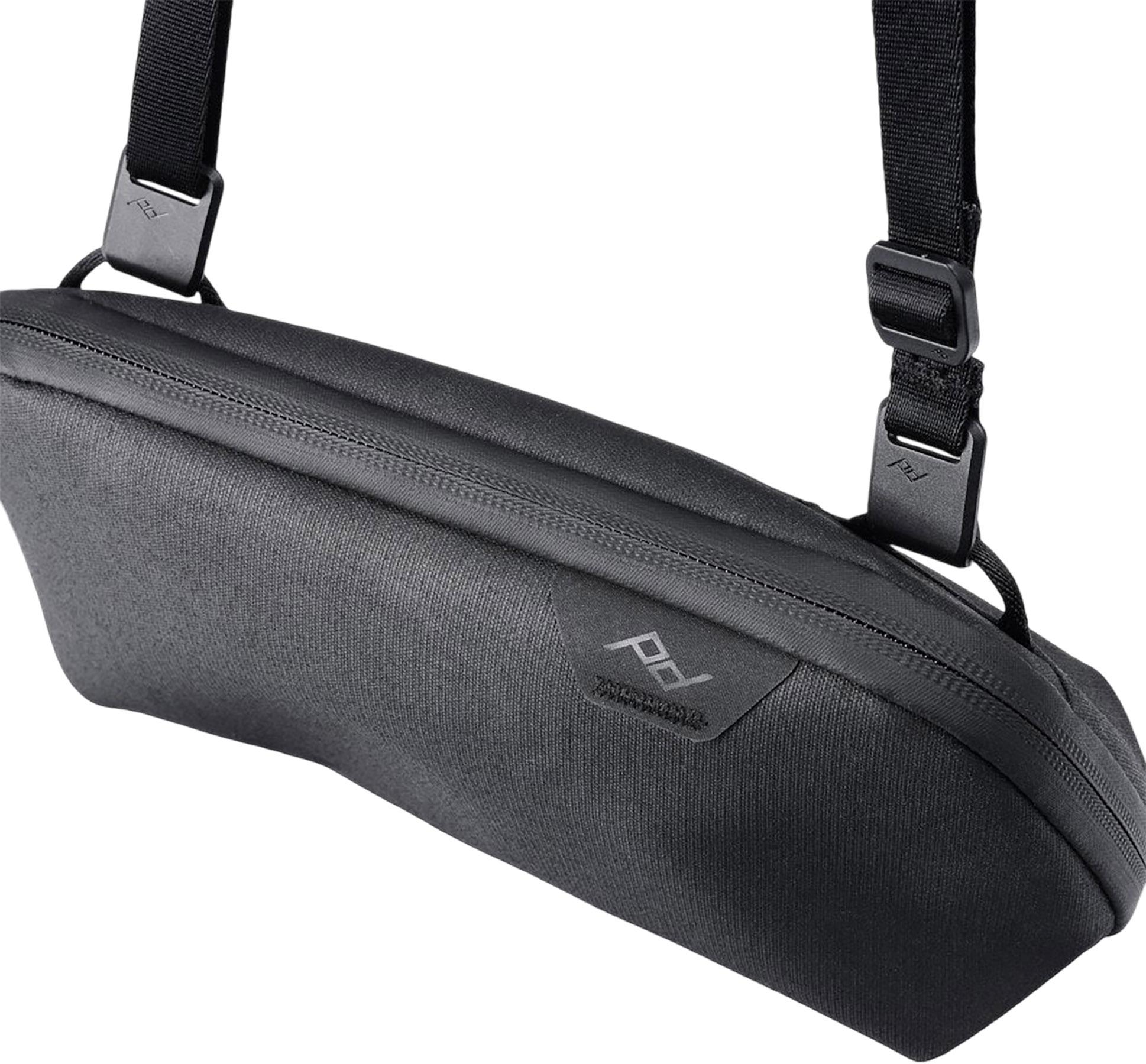 Product gallery image number 3 for product Tech Pouch 2L - Regular