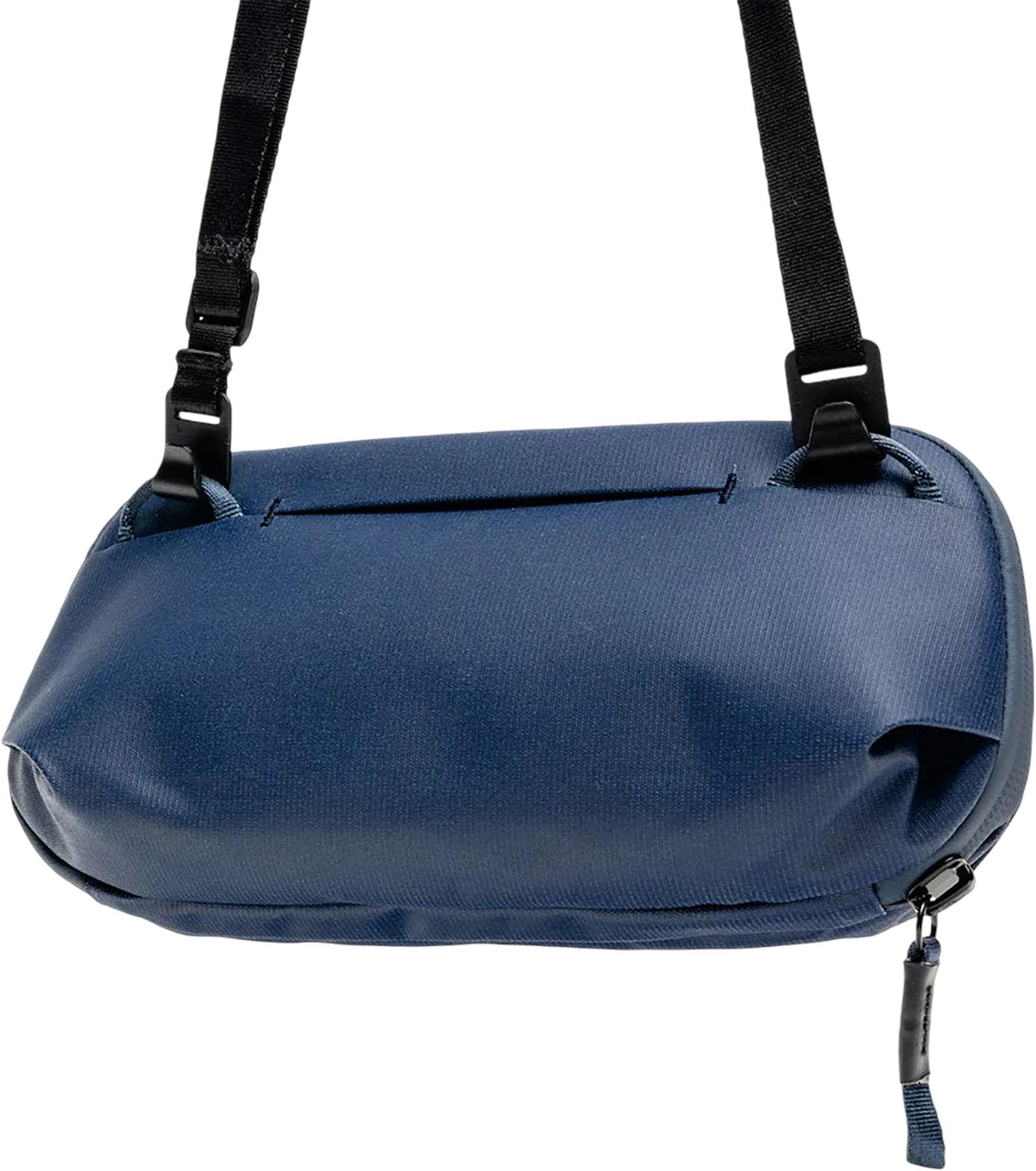 Product gallery image number 3 for product Tech Pouch 1L - Small