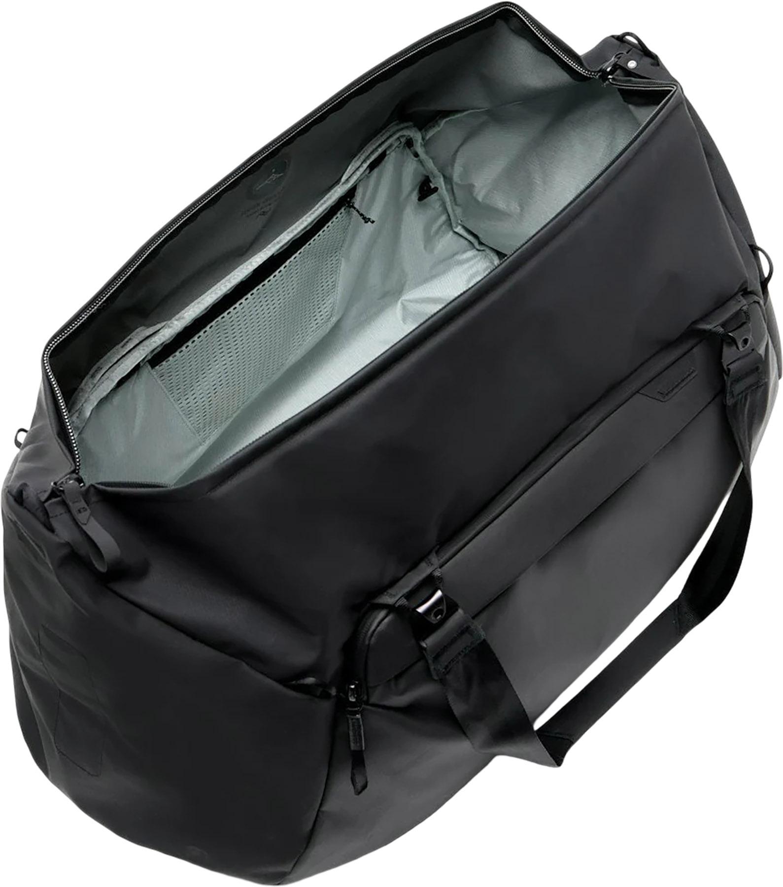 Product gallery image number 8 for product Travel Duffel 80L
