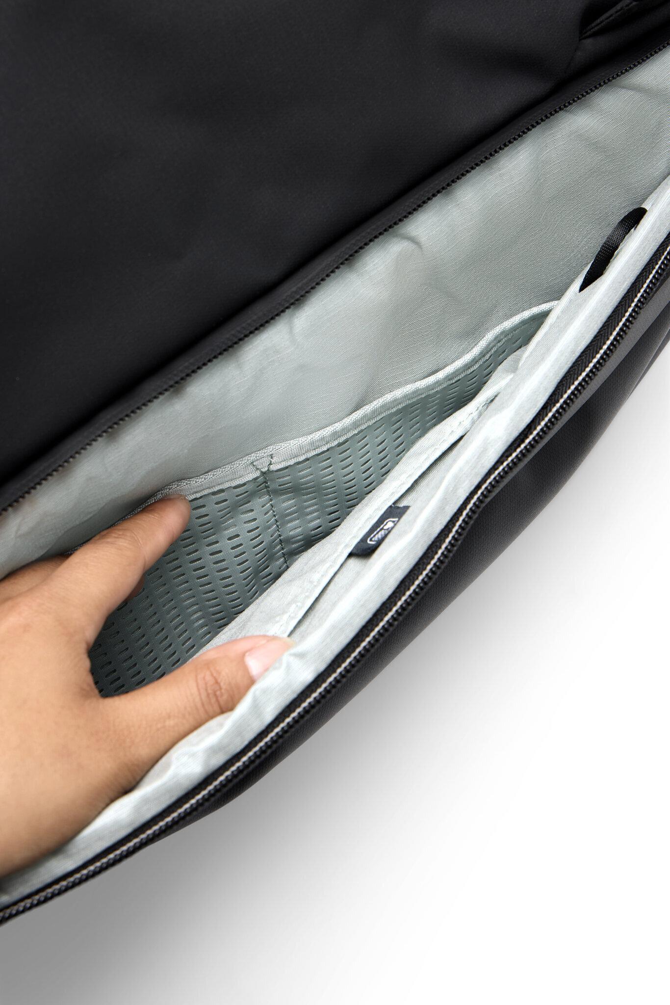 Product gallery image number 5 for product Travel Duffel 80L