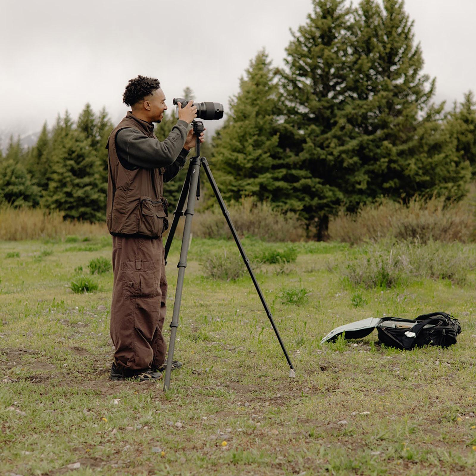 Product gallery image number 9 for product Pro Tripod