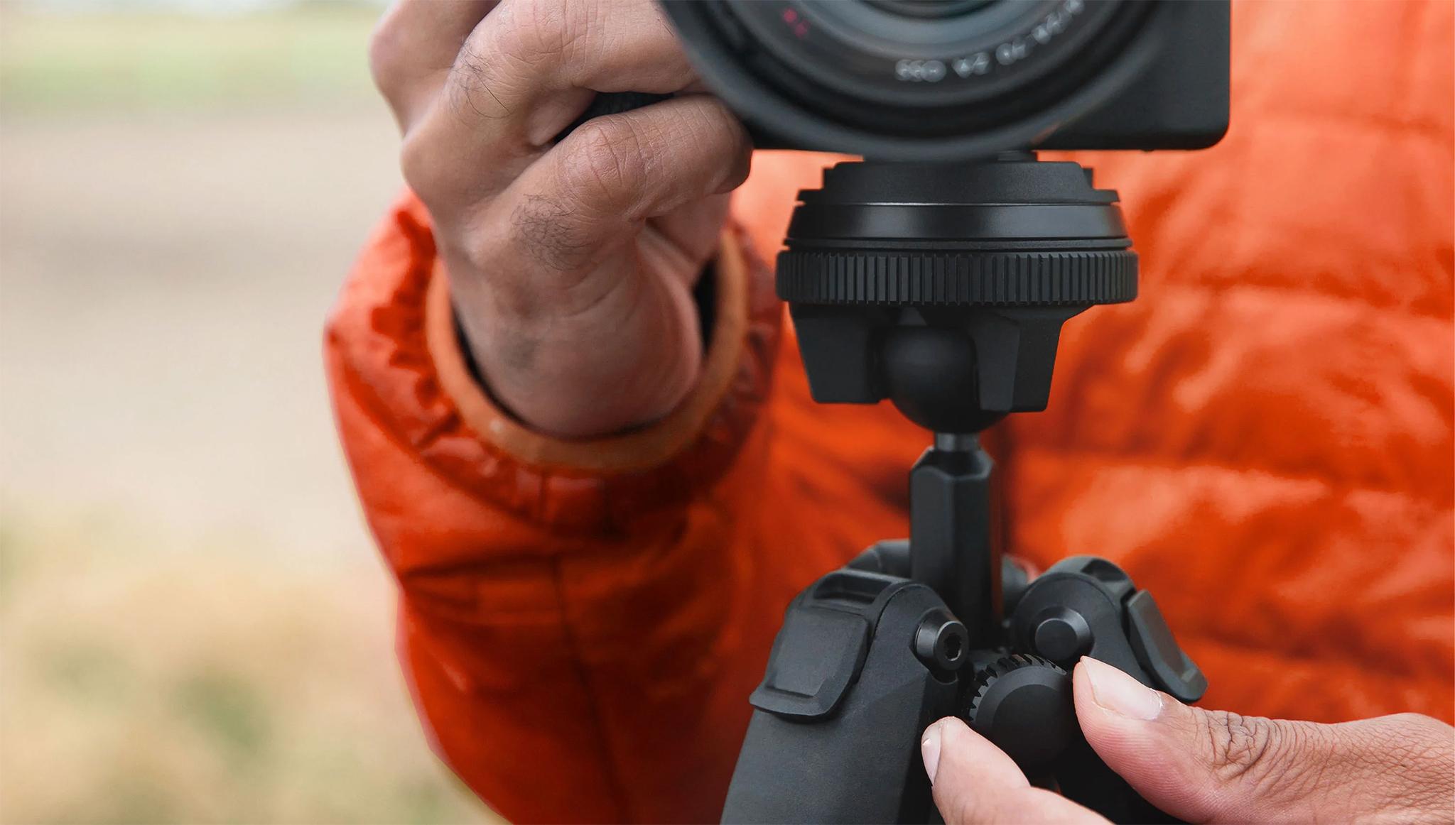 Product gallery image number 6 for product Travel Tripod - Aluminum