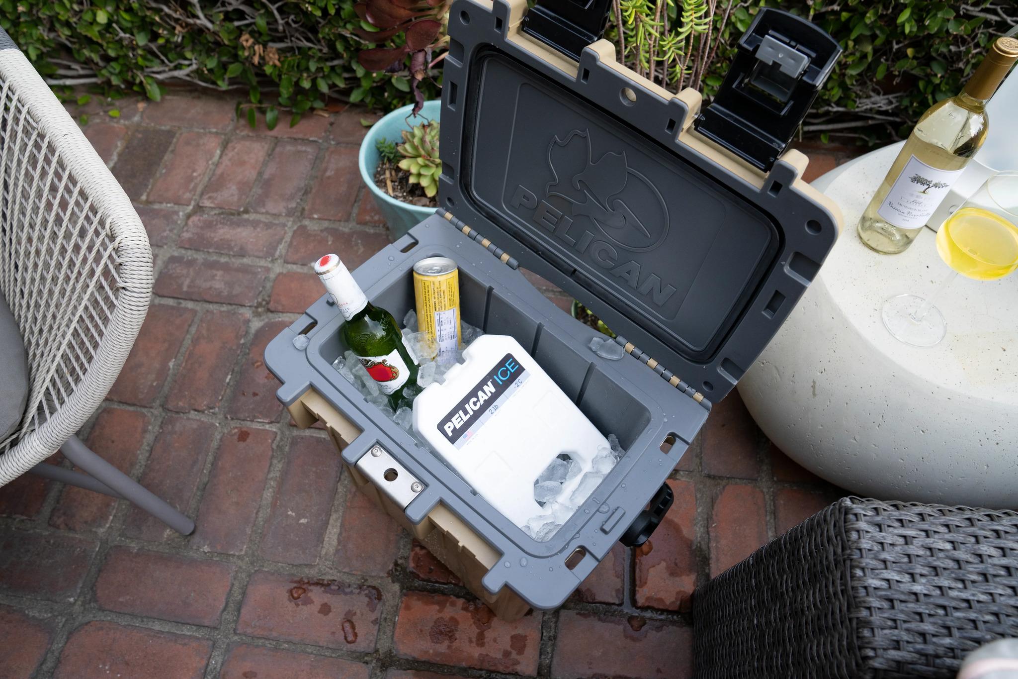 Product gallery image number 2 for product 20QT Elite Cooler - 18.9 L