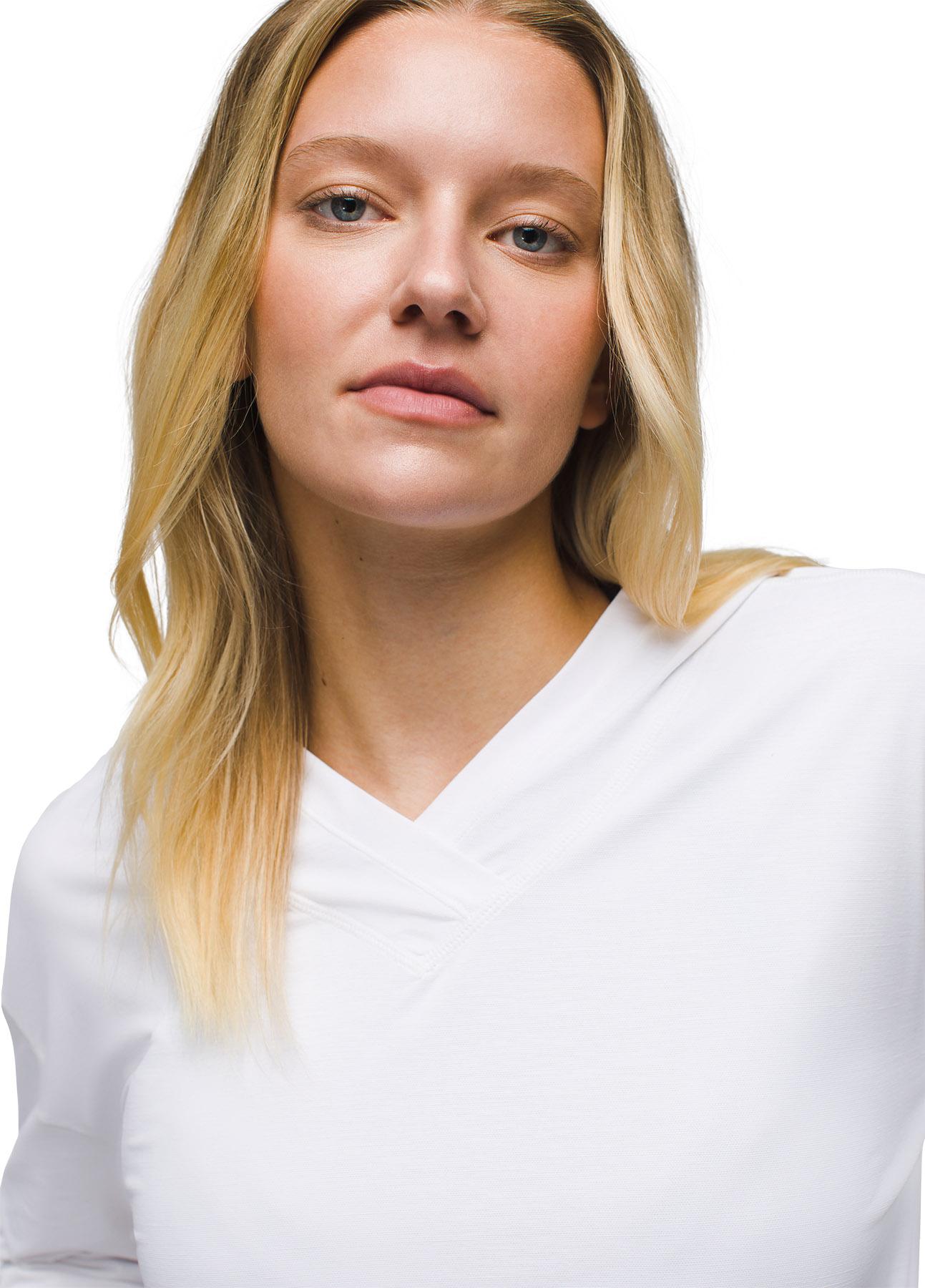 Numéro de l'image de la galerie de produits 3 pour le produit Chandail à capuchon Eileen - Femme