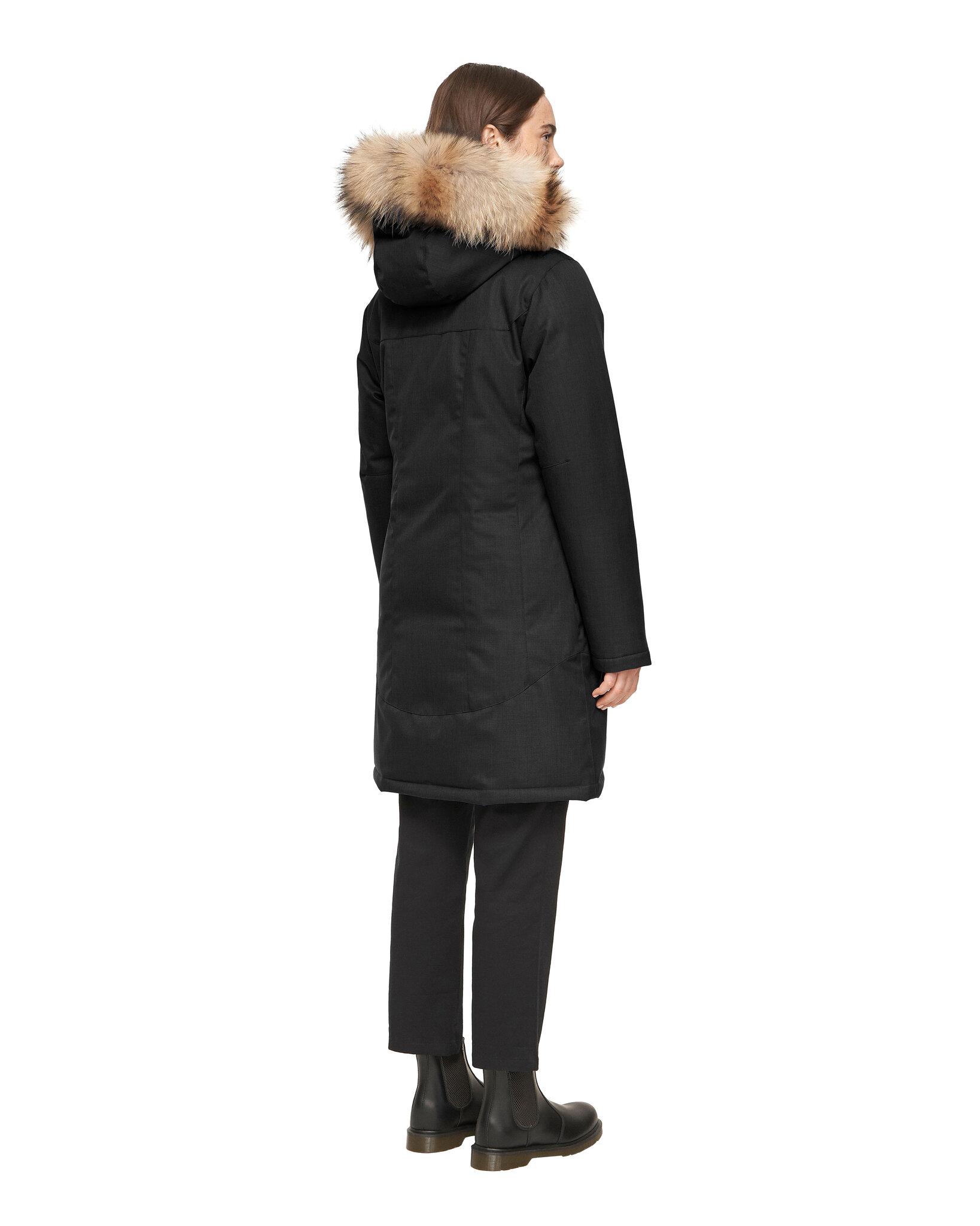 Numéro de l'image de la galerie de produits 4 pour le produit Parka en duvet avec fourrure de raton Finlandais Kimberly - Femme