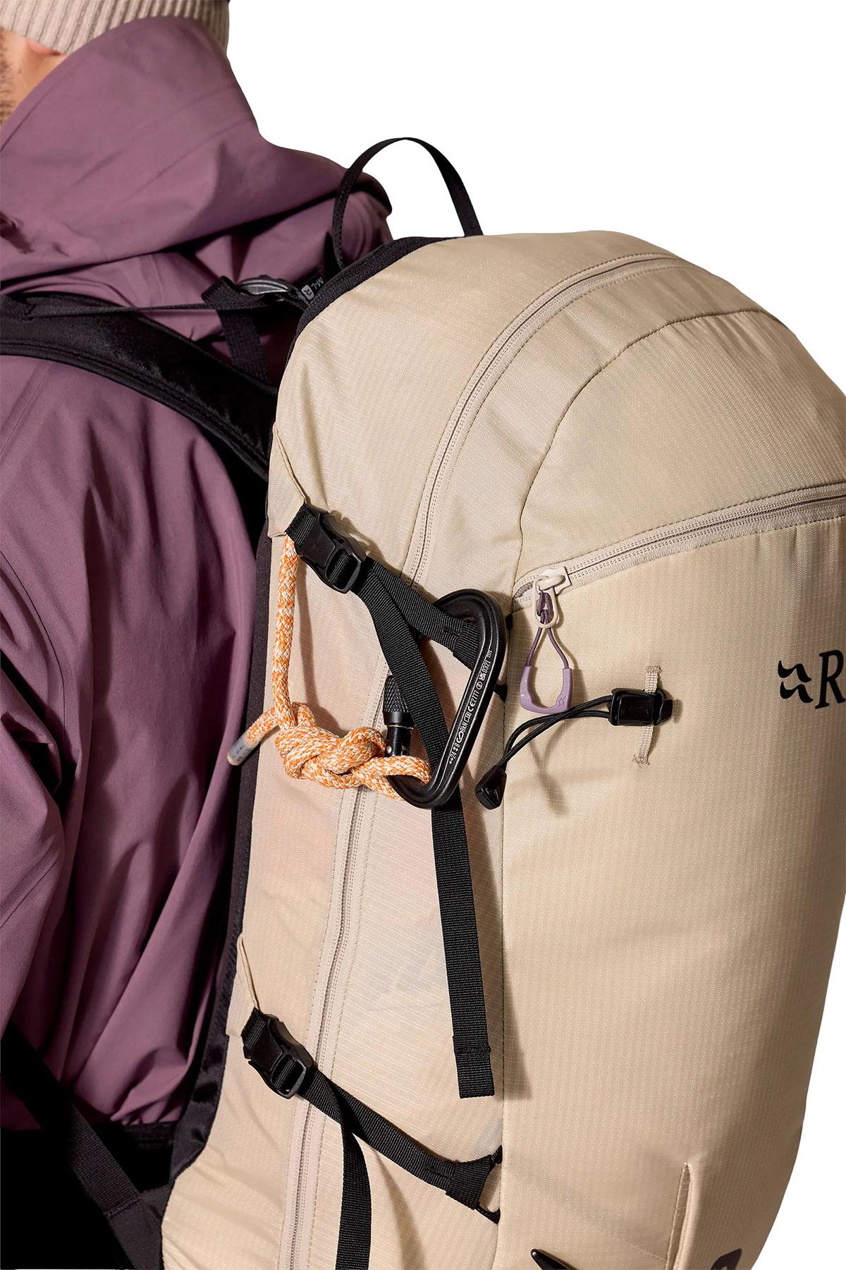 Numéro de l'image de la galerie de produits 2 pour le produit Sac de ski de randonnée Descendor 30L