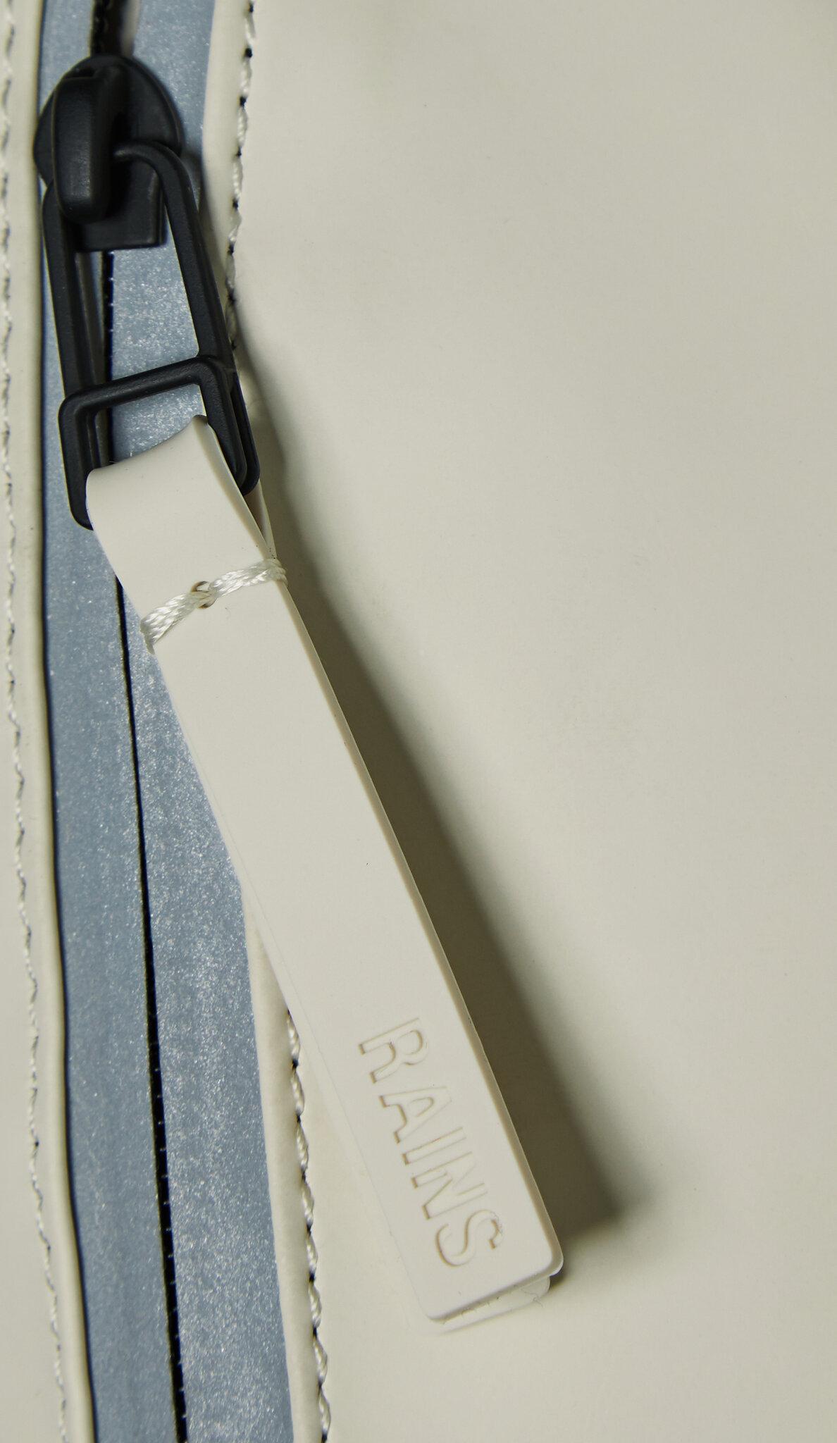 Numéro de l'image de la galerie de produits 3 pour le produit Sac de taille réfléchissant Mini