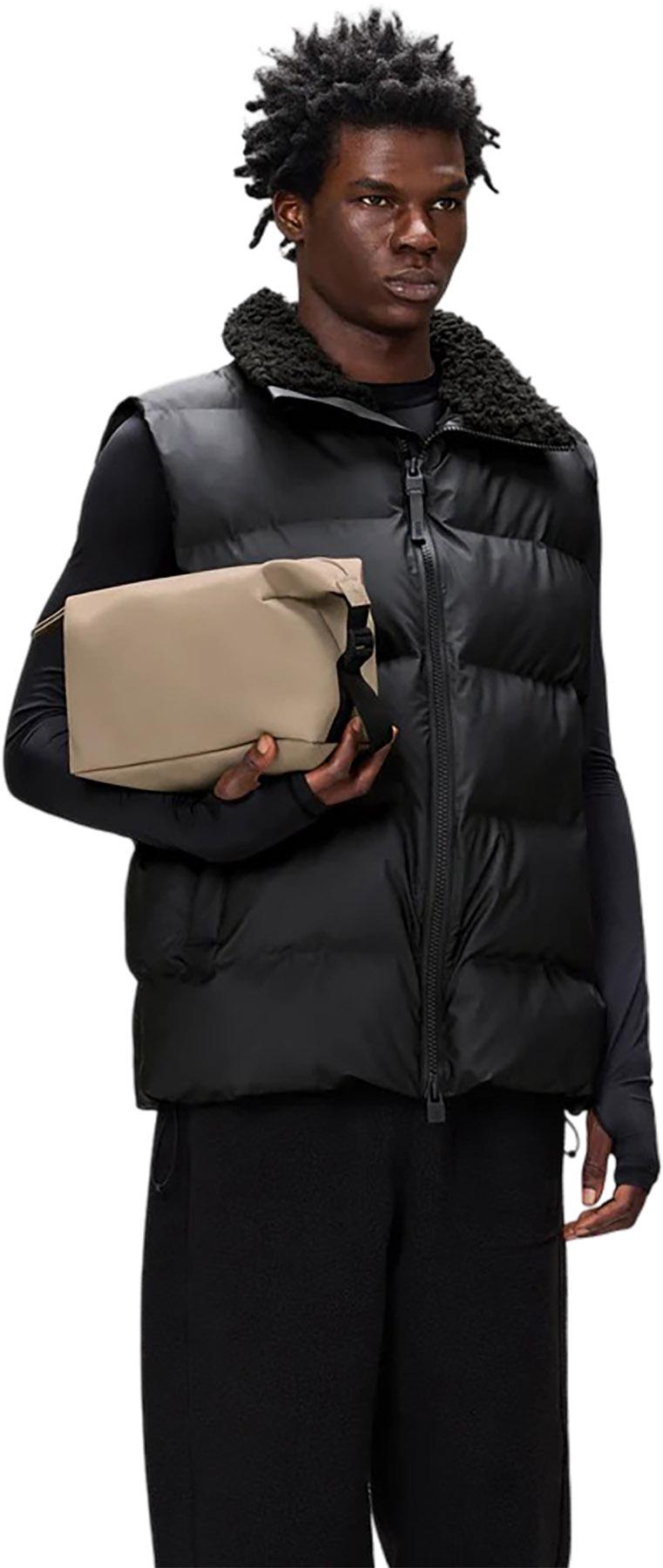 Product gallery image number 3 for product Hilo Wash Bag 4.4L- Unisex