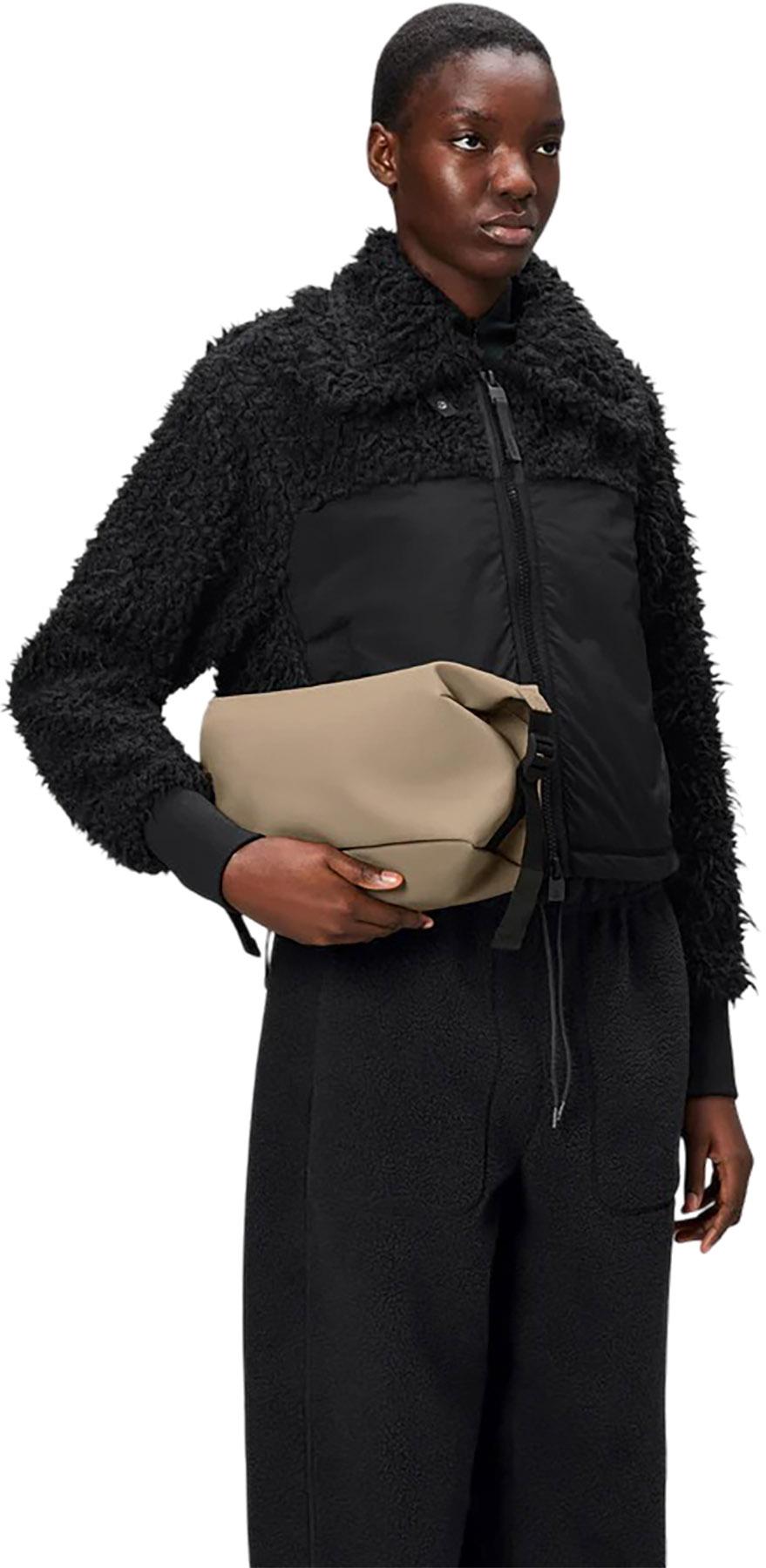 Product gallery image number 4 for product Hilo Wash Bag 4.4L- Unisex