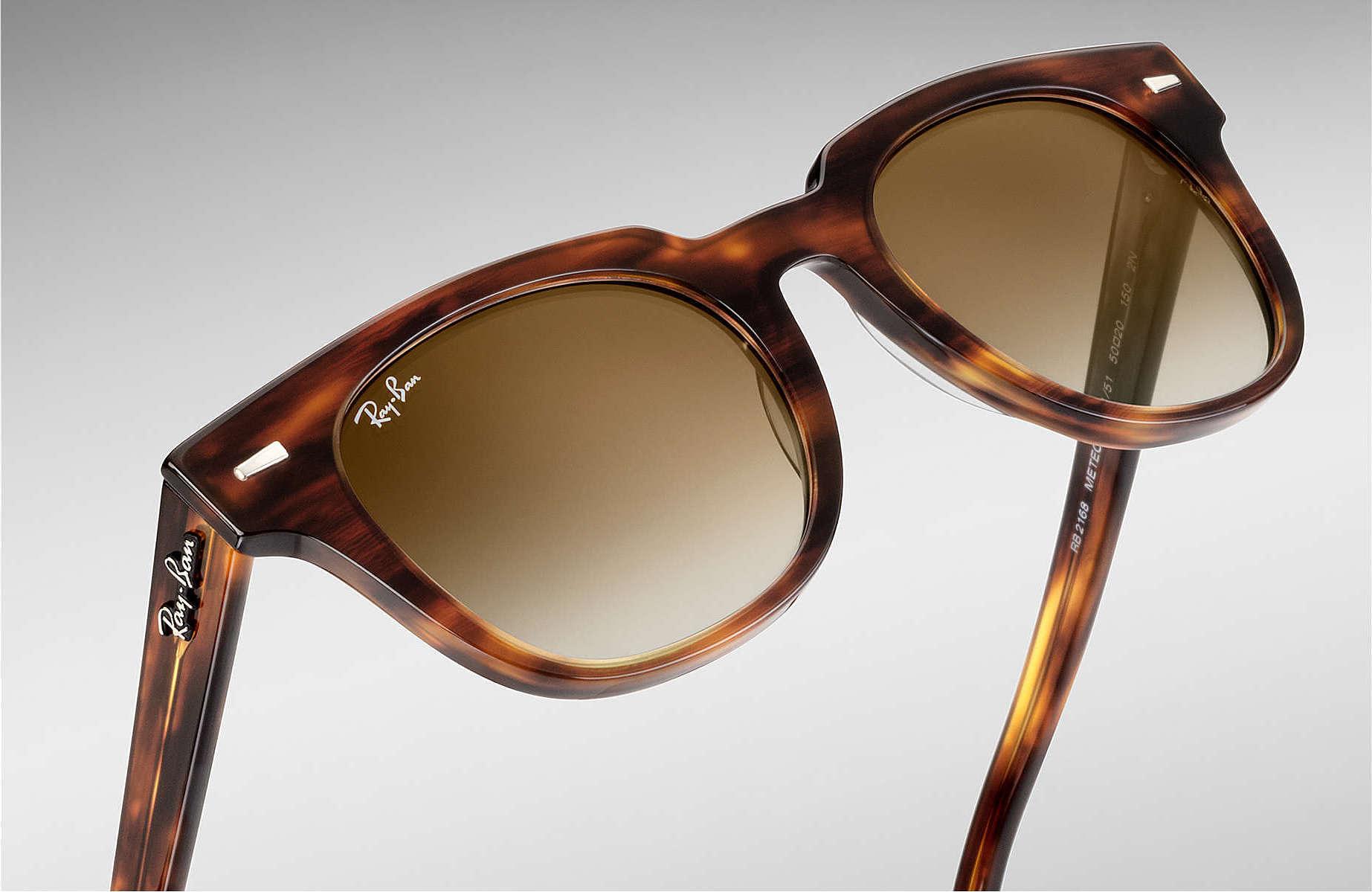 Product gallery image number 5 for product Meteor Classic - Striped Havana - Light Brown Gradient Lens