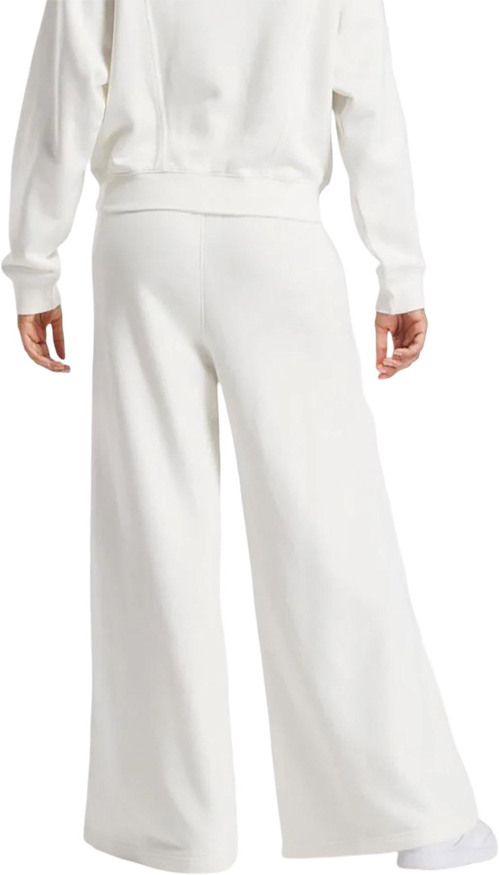 Numéro de l'image de la galerie de produits 2 pour le produit Pantalon en tissu bouclé Icon Elements - Femme