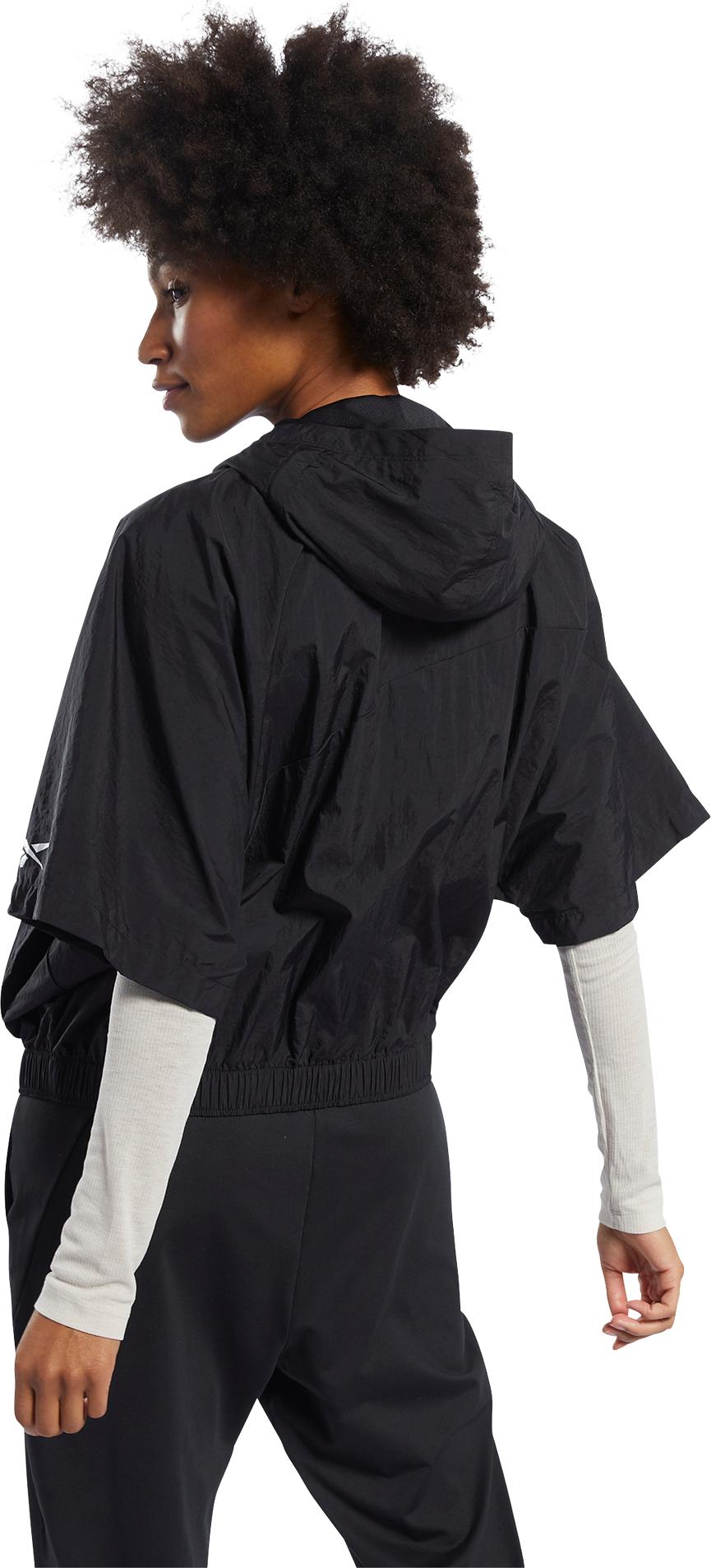 Numéro de l'image de la galerie de produits 4 pour le produit Veste à manches courtes en toile - Femme