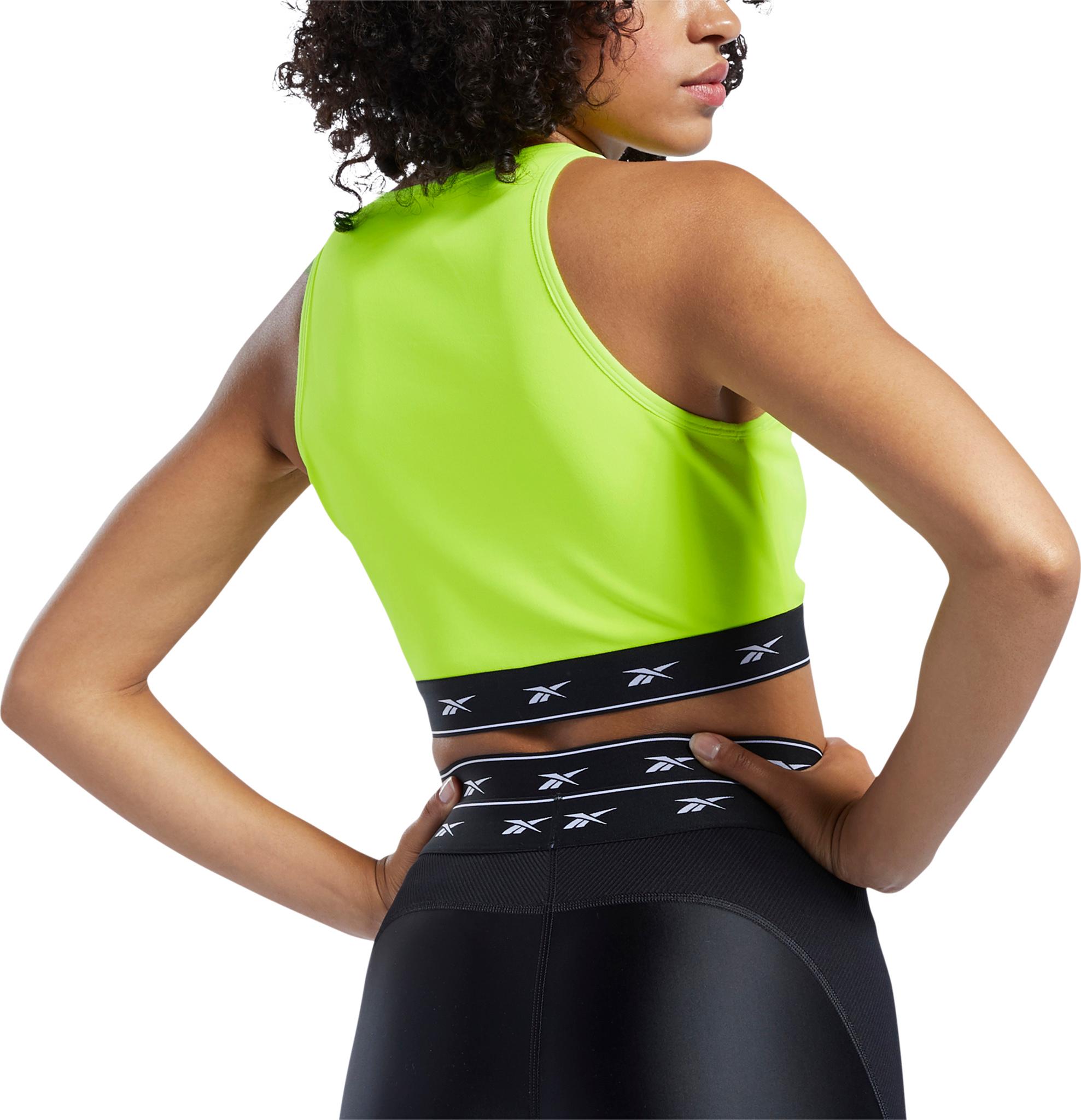 Numéro de l'image de la galerie de produits 3 pour le produit Haut écourté Studio Beyond The Sweat - Femme