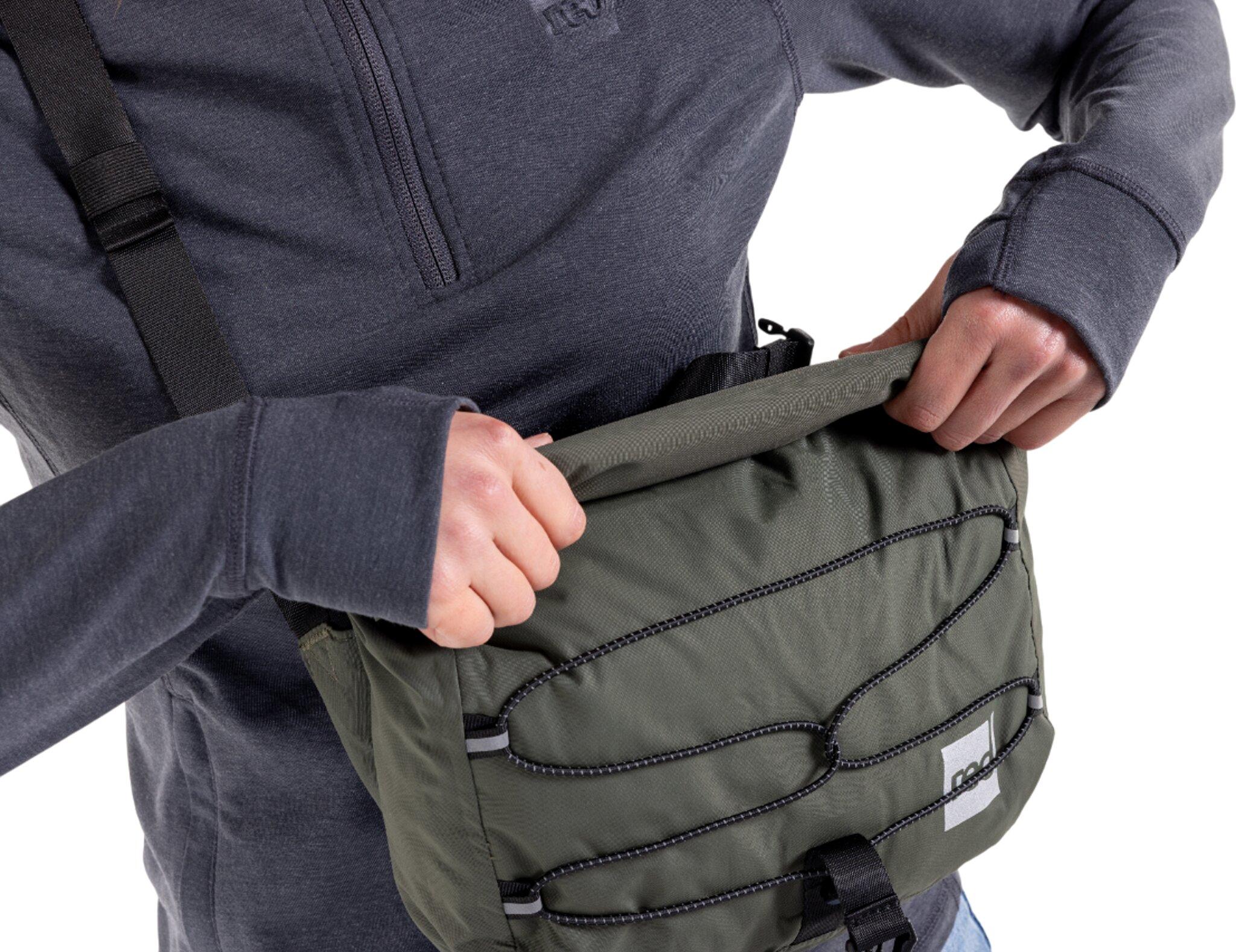Numéro de l'image de la galerie de produits 9 pour le produit Sac bandoulière imperméable léger 7 L