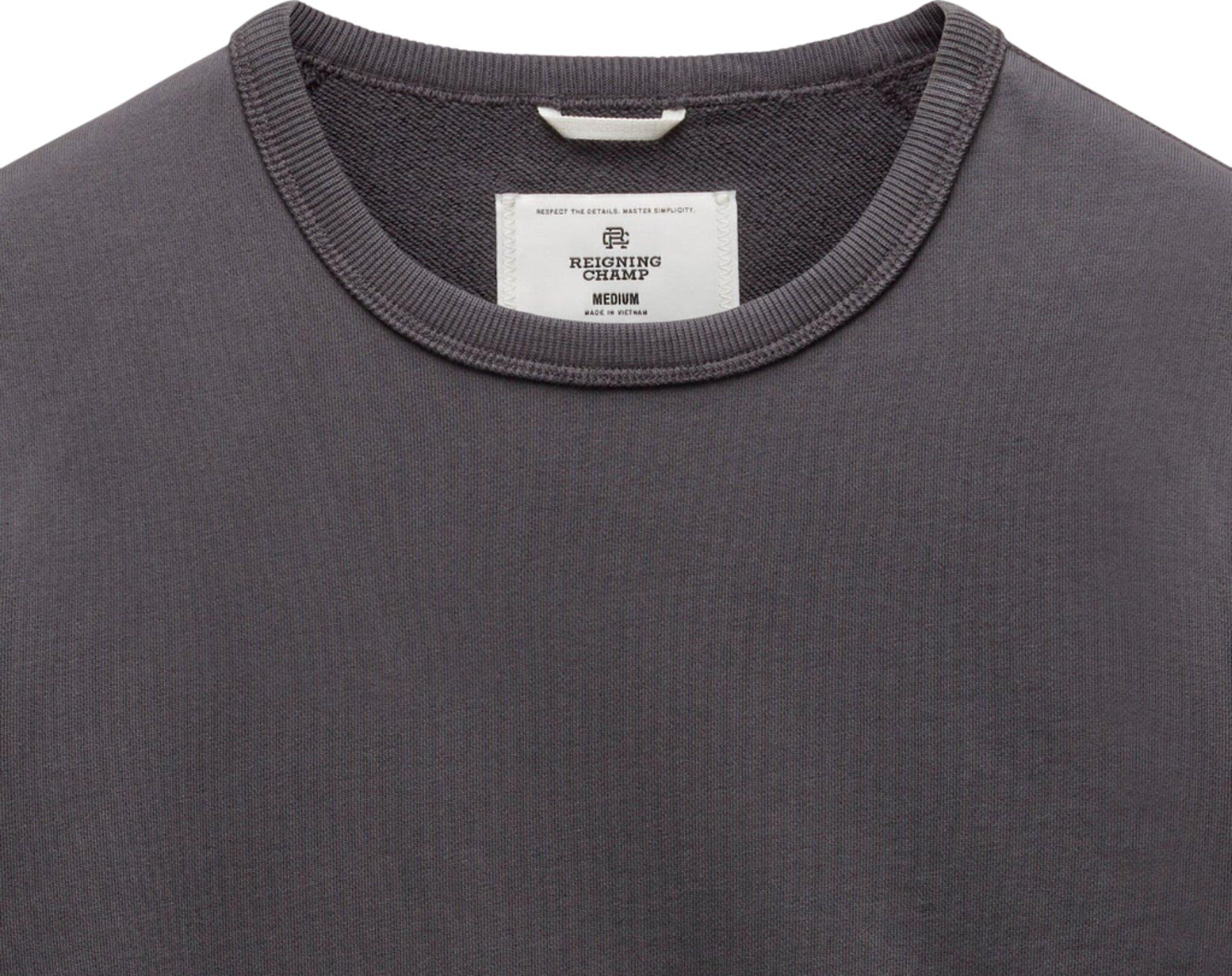 Numéro de l'image de la galerie de produits 7 pour le produit Chandail en molleton à col rond ajusté en tissu éponge mi-épais - Homme