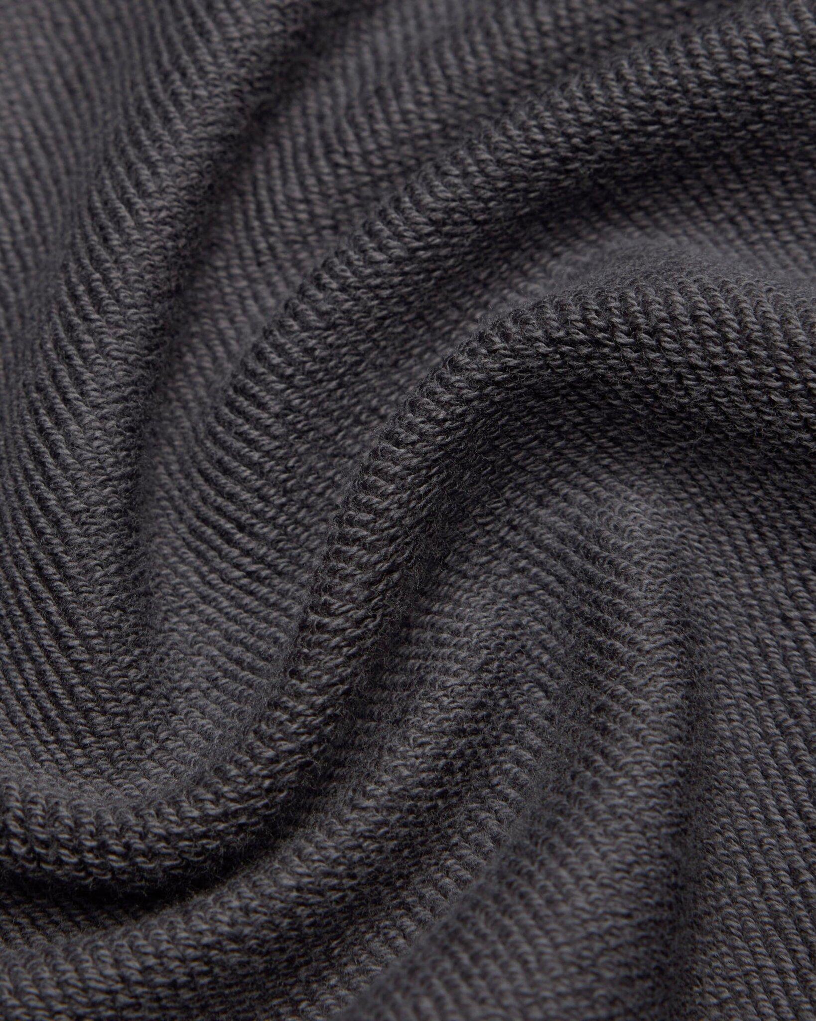 Numéro de l'image de la galerie de produits 4 pour le produit Chandail en molleton à col rond ajusté en tissu éponge mi-épais - Homme