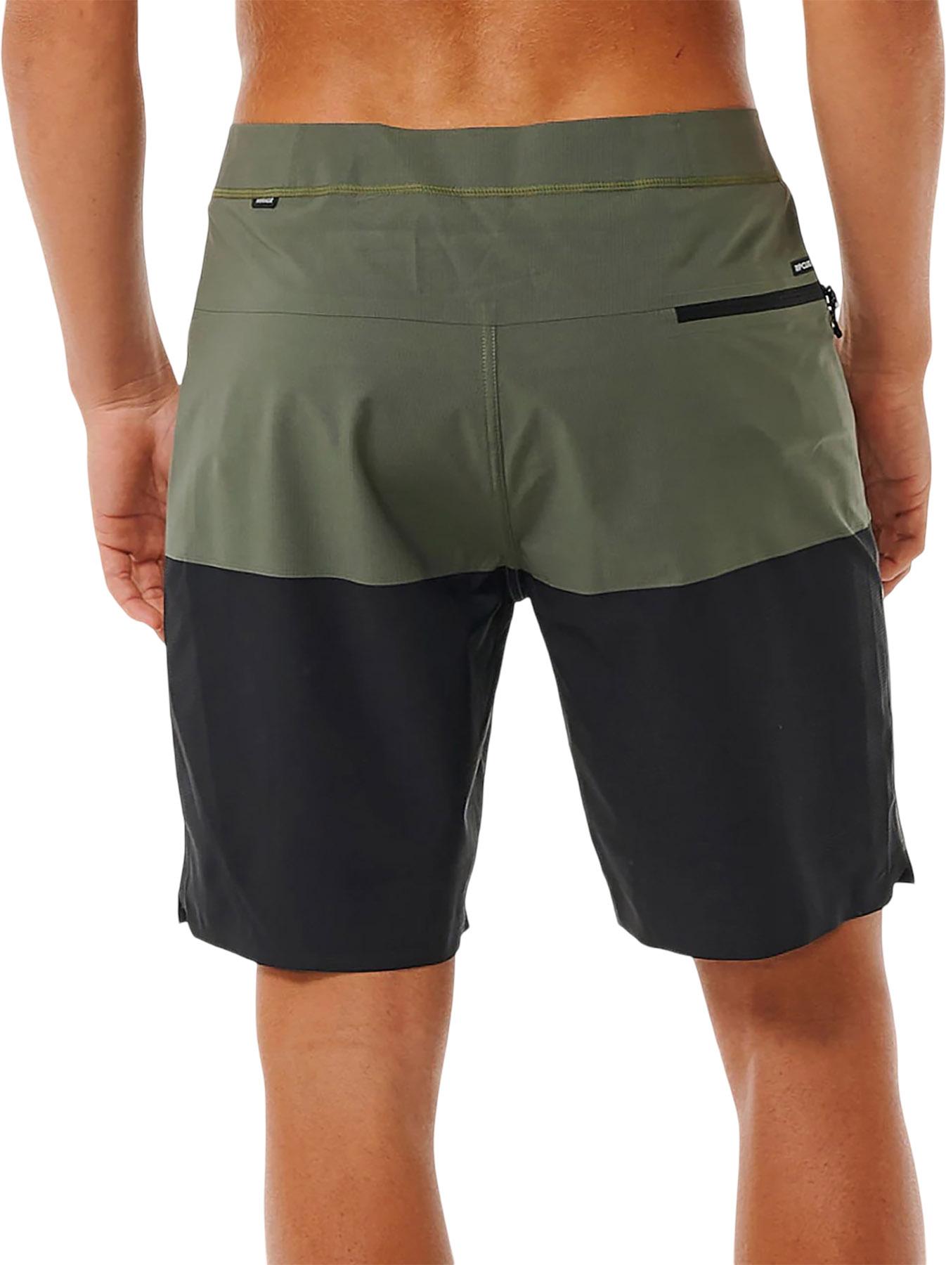 Numéro de l'image de la galerie de produits 2 pour le produit Short de bain Mirage Activate Ultimate 19" - Homme