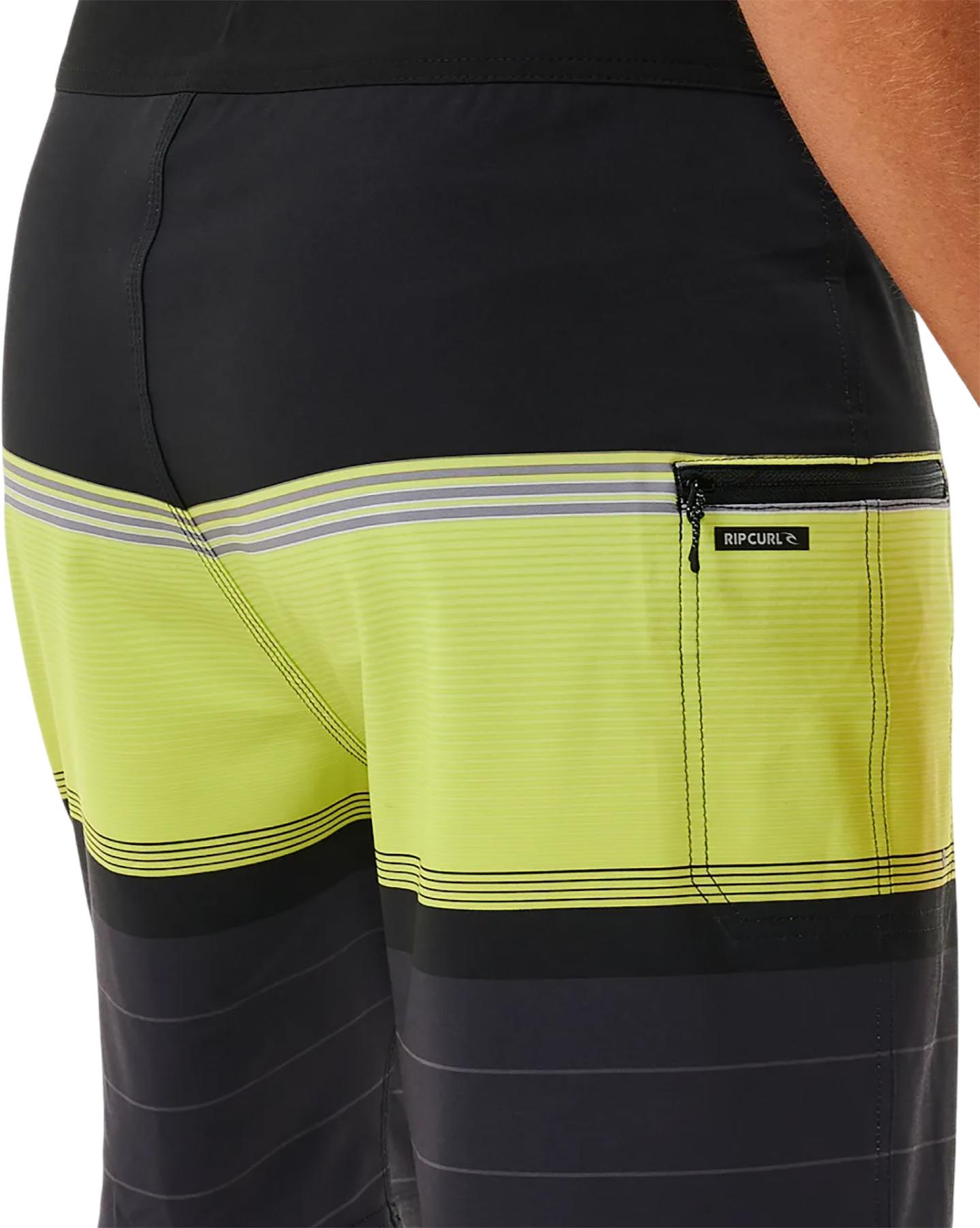 Numéro de l'image de la galerie de produits 3 pour le produit Mirage Daybreaker 19" Boardshort - Homme