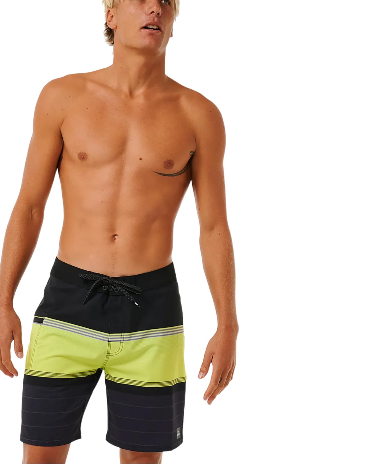 Numéro de l'image de la galerie de produits 4 pour le produit Mirage Daybreaker 19" Boardshort - Homme