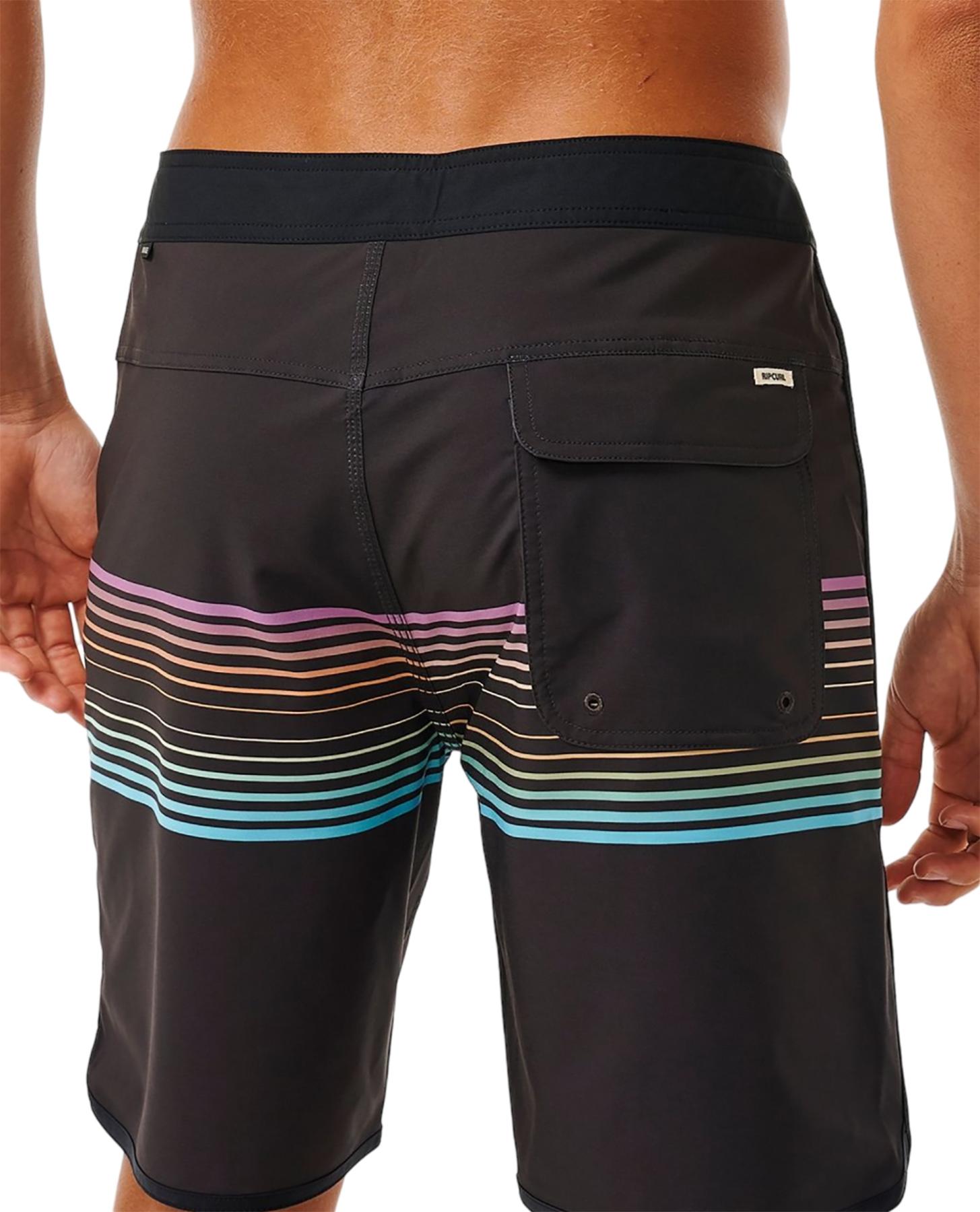 Numéro de l'image de la galerie de produits 2 pour le produit Short de bain Mirage Surf Revival 19" - Homme