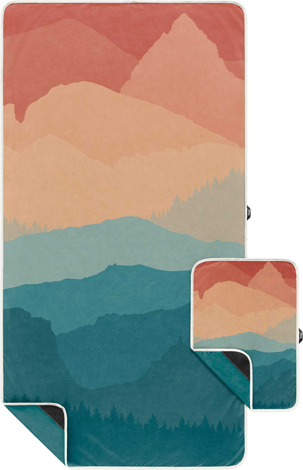 Product image for Deepwater Rays Everywhere Travel Towel Set