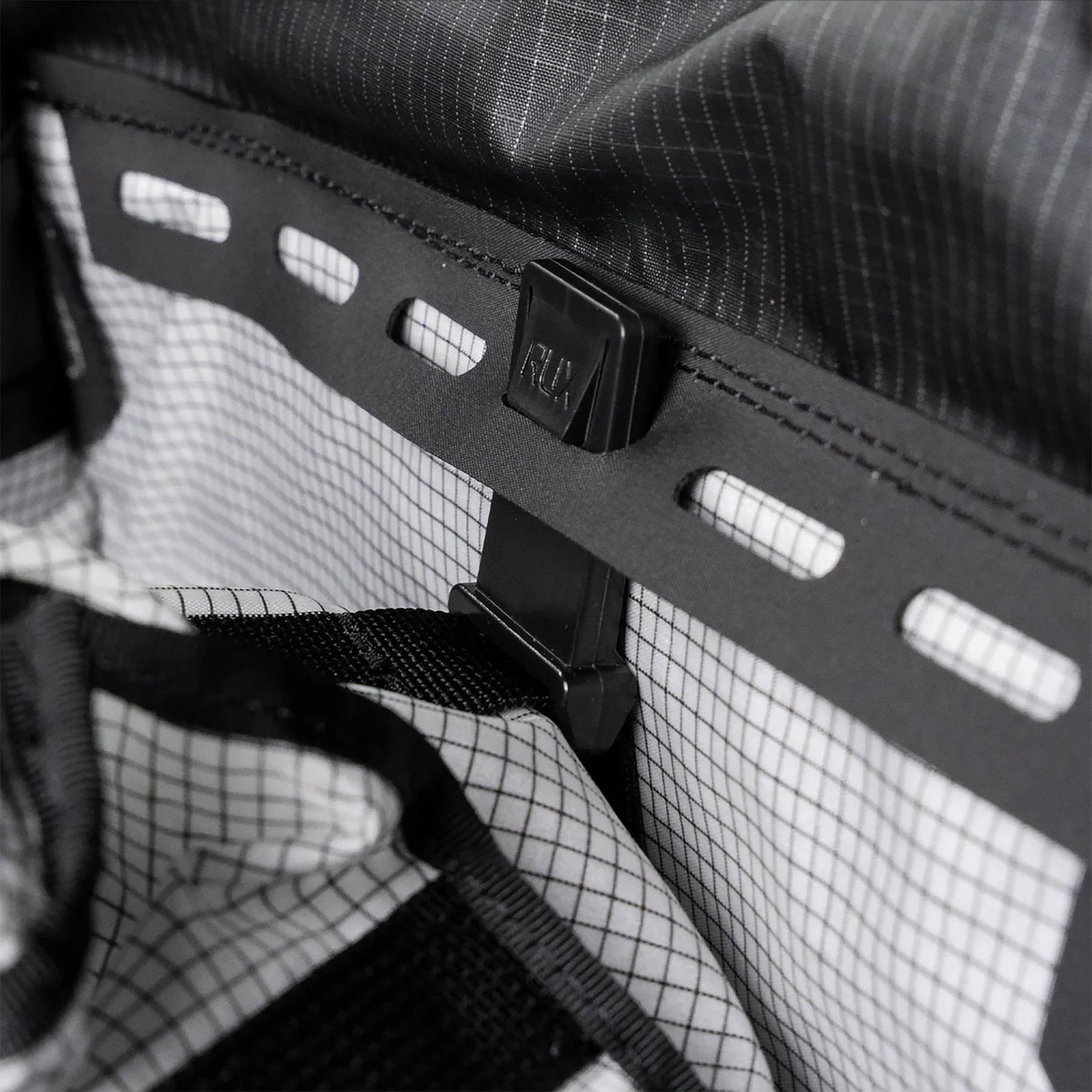 Product gallery image number 4 for product Duffel Box 75L