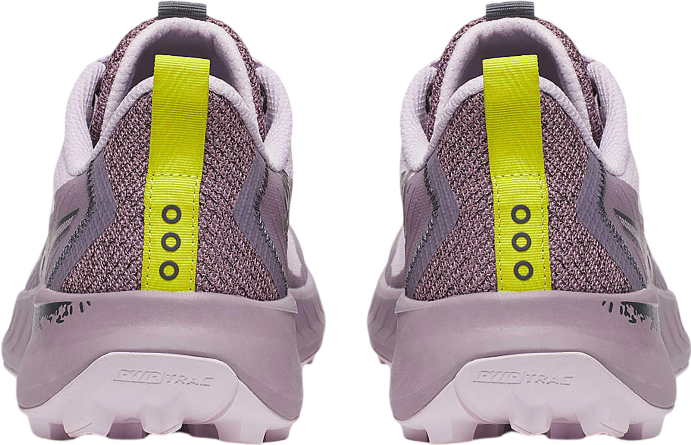 Numéro de l'image de la galerie de produits 2 pour le produit Souliers de course sur sentier Peregrine 15 - Femme