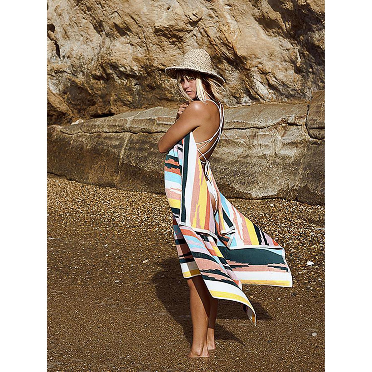 Product gallery image number 2 for product Duvall Woven Towel
