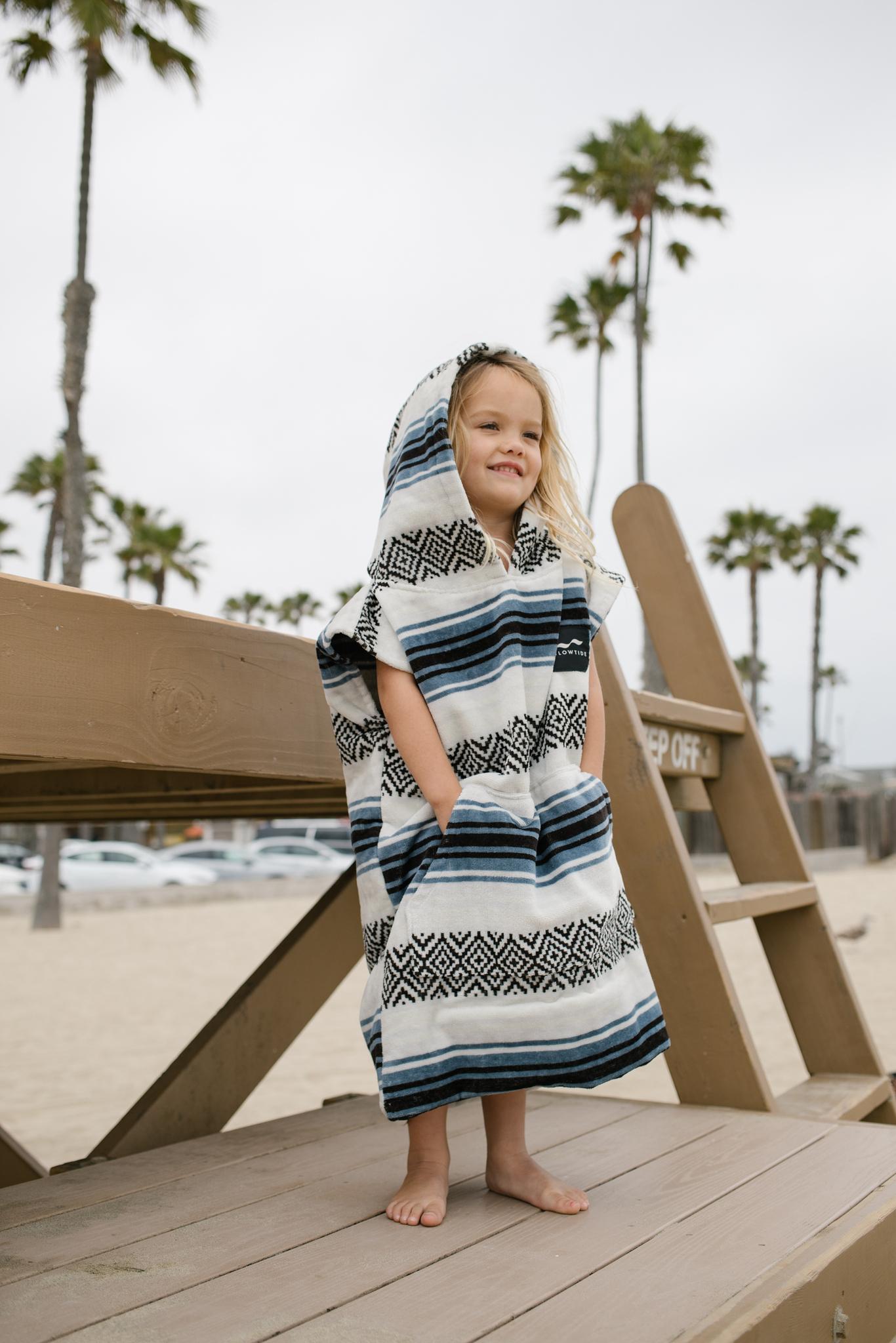 Product gallery image number 3 for product Oso Poncho - Kids