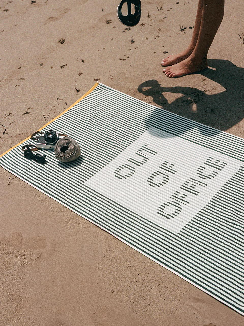 Product gallery image number 3 for product Out Of Office Premium Woven Towel