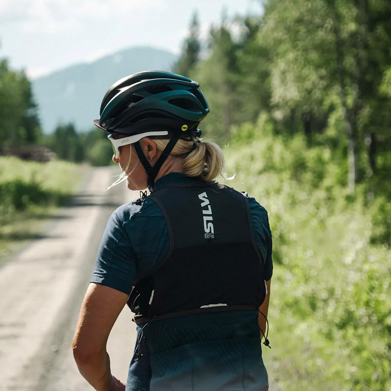 Product gallery image number 4 for product Strive Fly Running Vest - Unisex