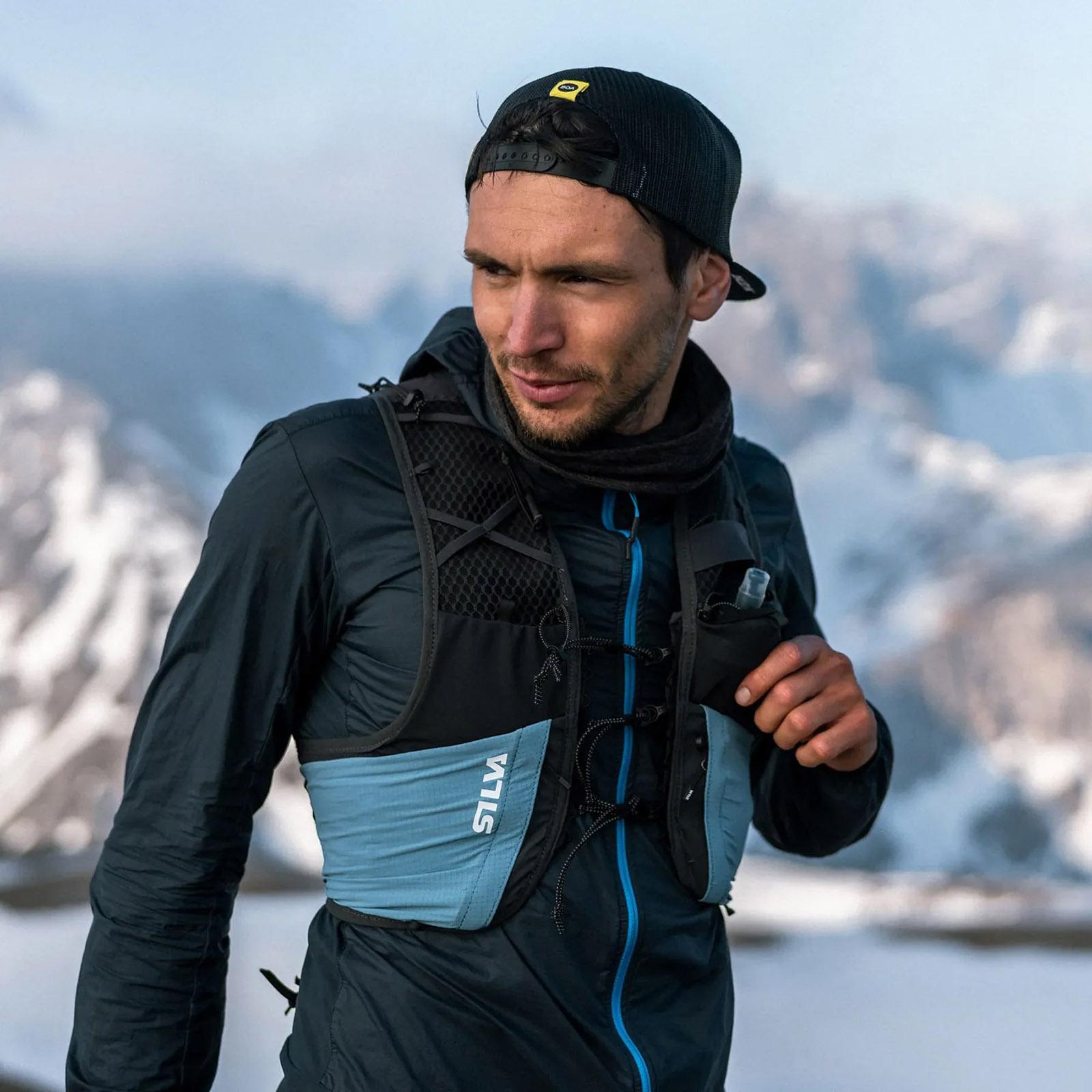 Product gallery image number 10 for product Veste de course Strive 5 L - Grand - Unisexe