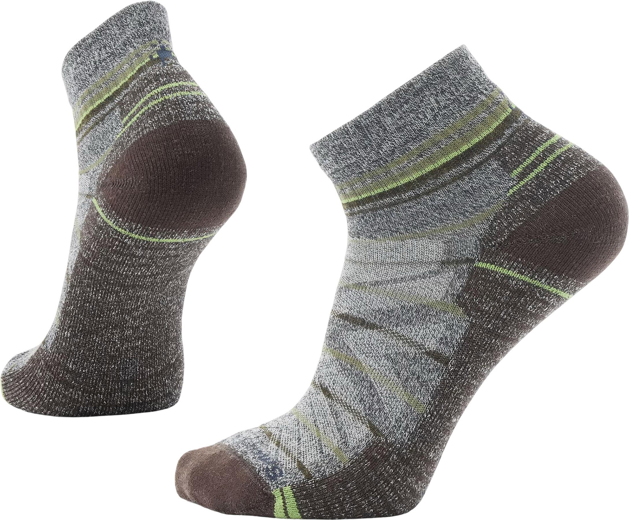 Product gallery image number 1 for product Performance Hike Light Cushion Pattern Ankle Socks - Men's