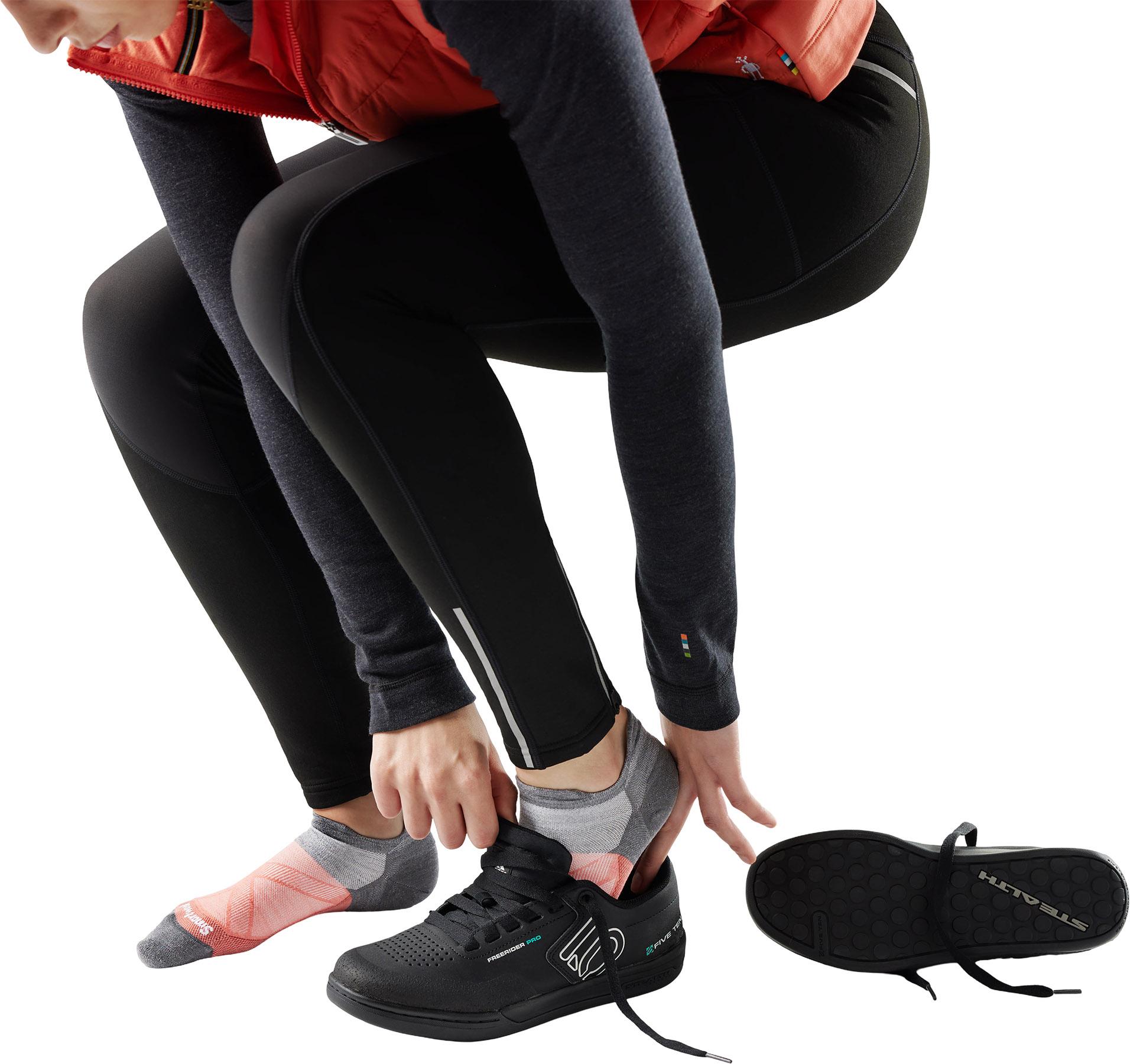 Product gallery image number 2 for product Chaussettes de vélo basses sans matelassage - Femme