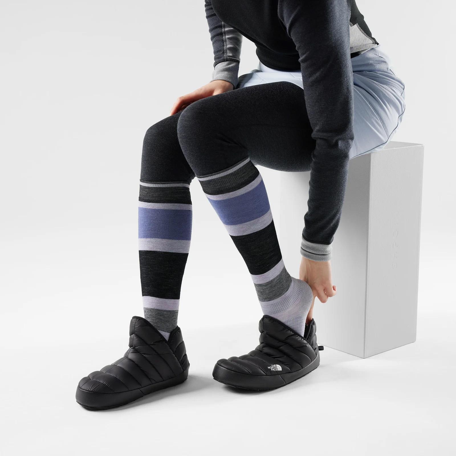 Numéro de l'image de la galerie de produits 2 pour le produit Chaussettes de planche à neige sous-genou à matelassage ciblé et extensibilité accrue - Femme