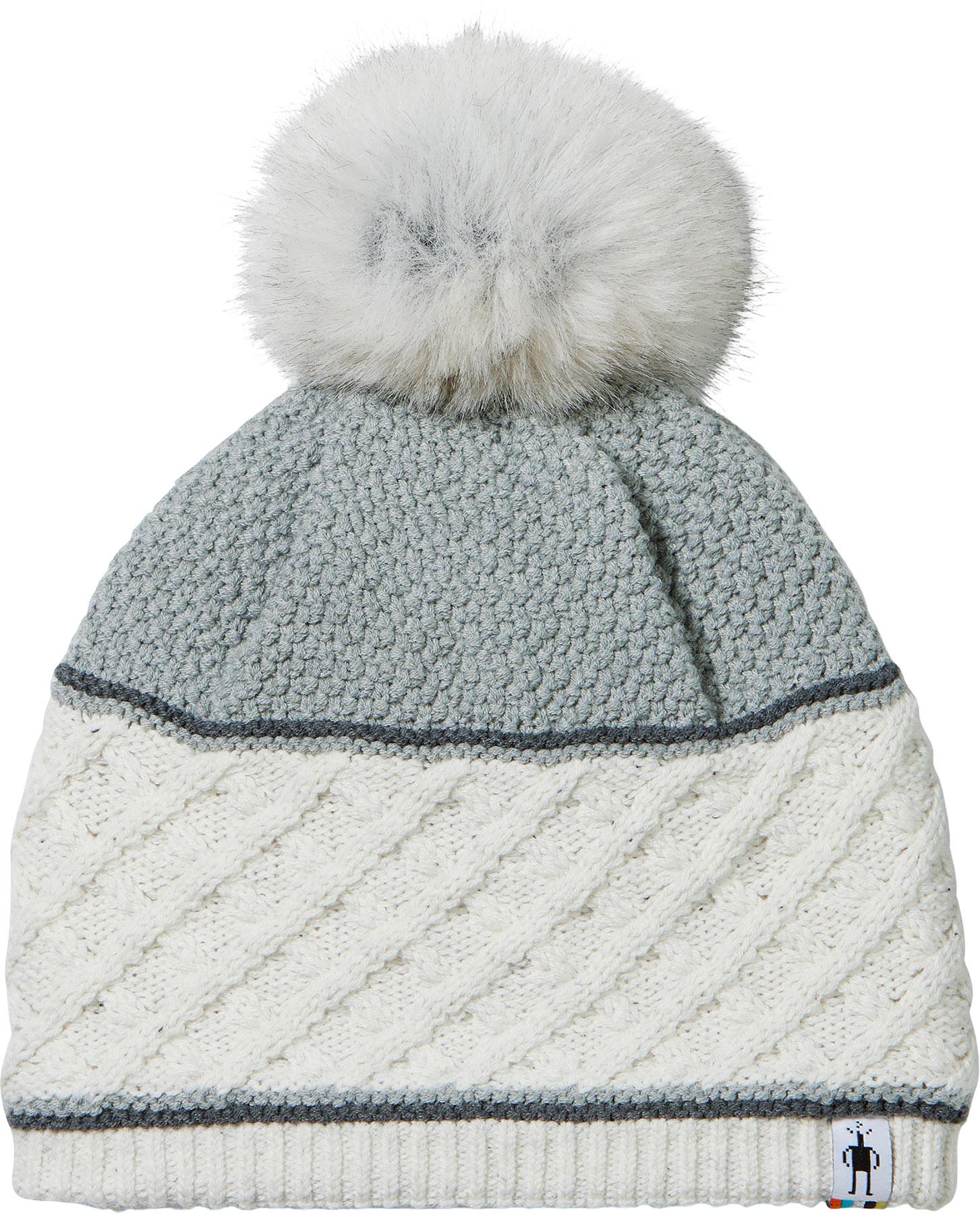 Product image for Tuque en tricot torsadé à couleurs contrastantes avec pompon - Femme