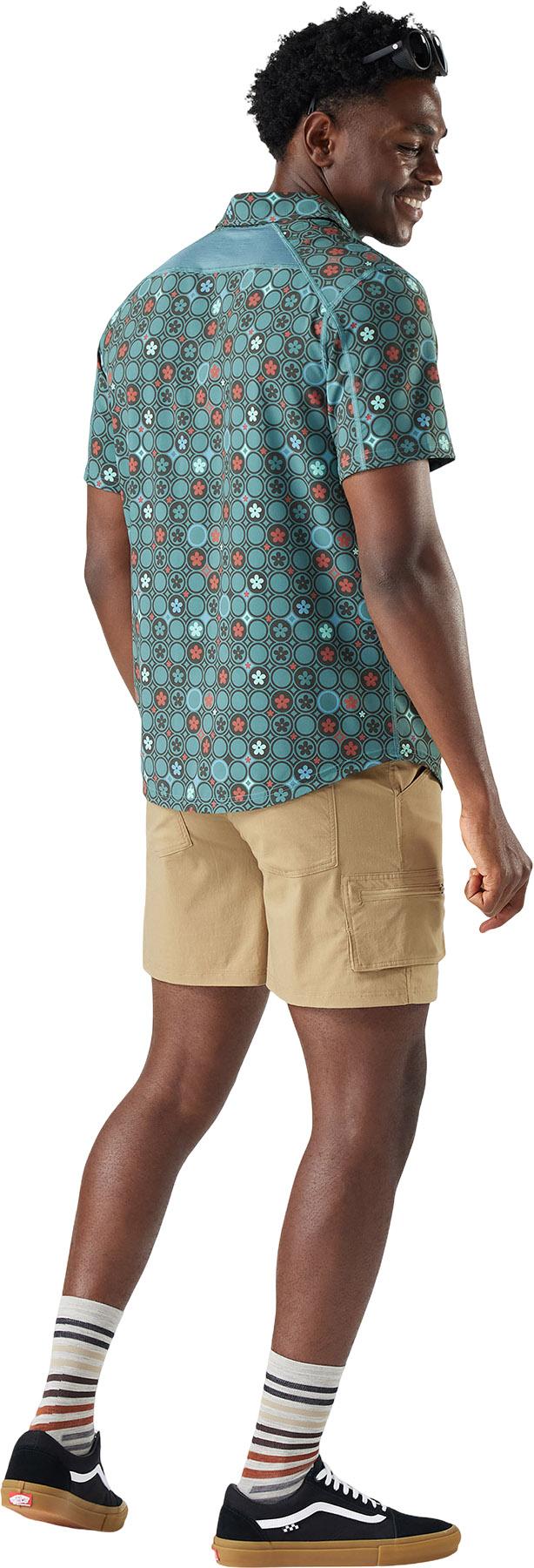 Numéro de l'image de la galerie de produits 2 pour le produit Chemise boutonnée imprimée à manches courtes - Homme