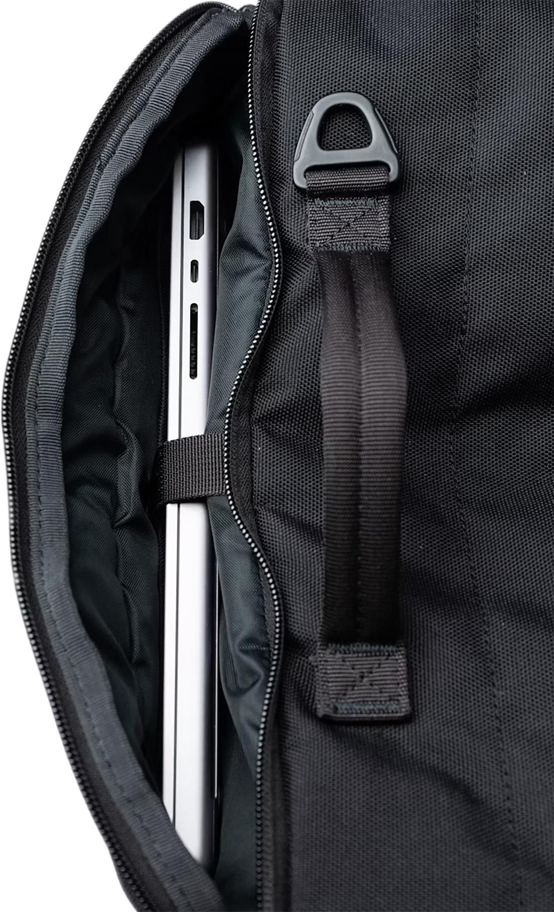 Product gallery image number 3 for product Go 3-Way Bag 40L - L