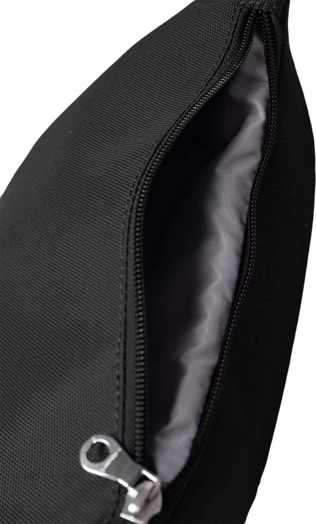 Product gallery image number 3 for product Ground Crossbody Bag 2L