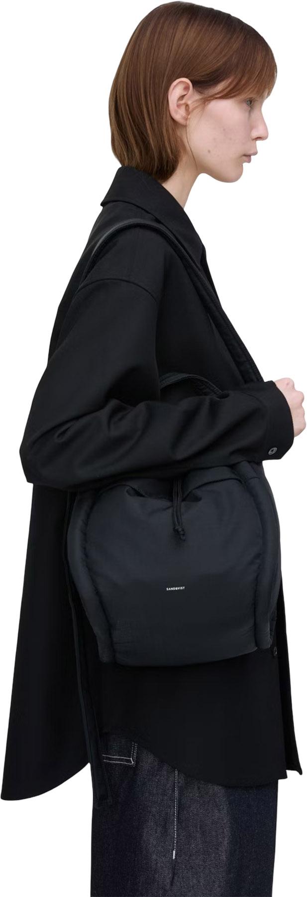 Product gallery image number 5 for product Curve Bucket Bag 7.5L