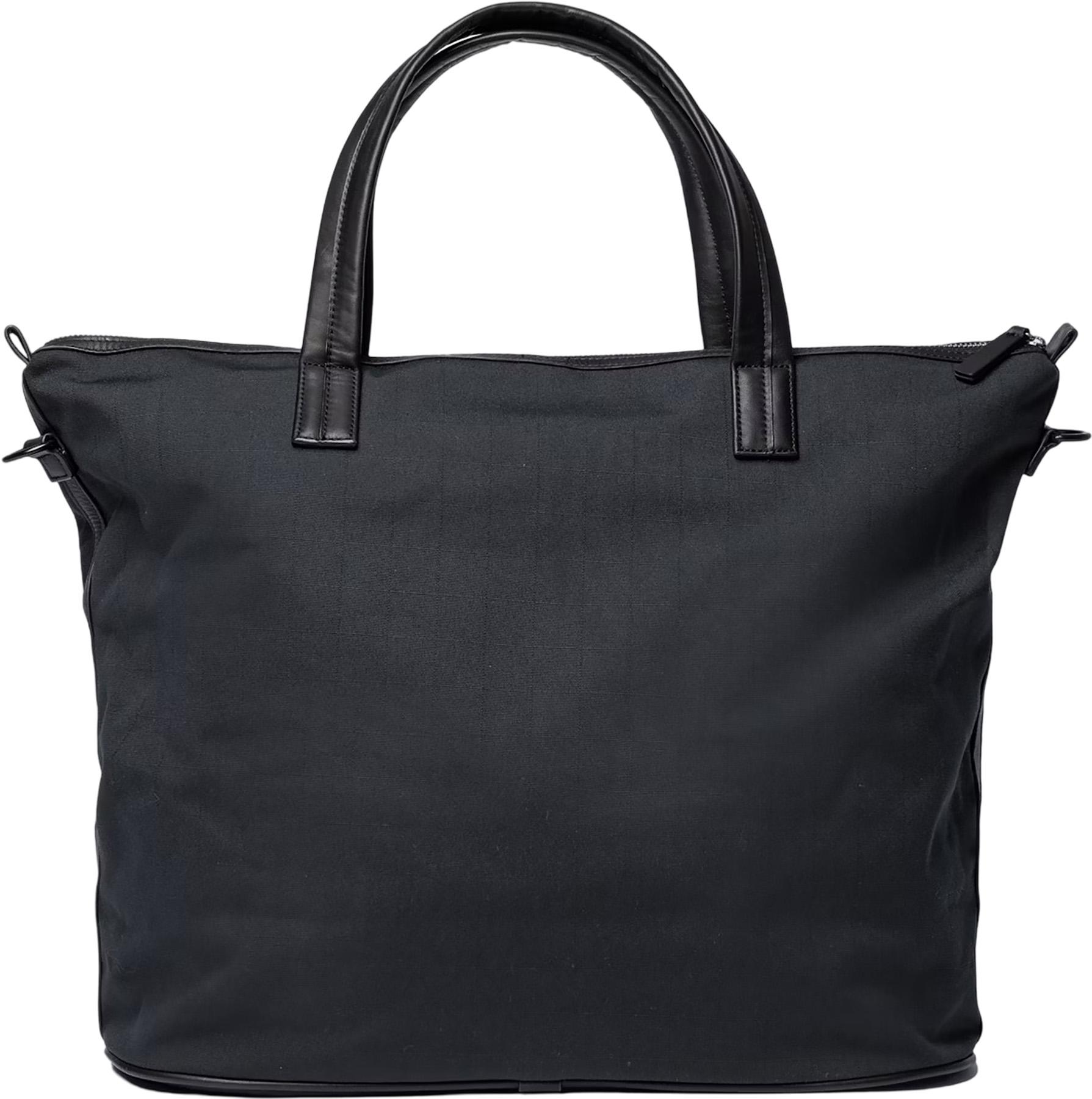 Product gallery image number 2 for product Everyday Weekender Bag 17L