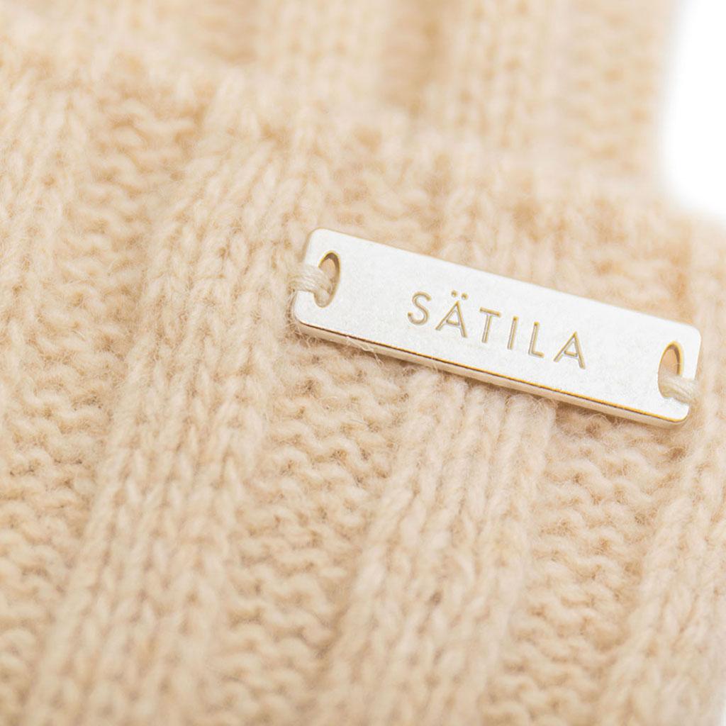 Numéro de l'image de la galerie de produits 3 pour le produit Tuque en tricot c?telé Myra - Femme