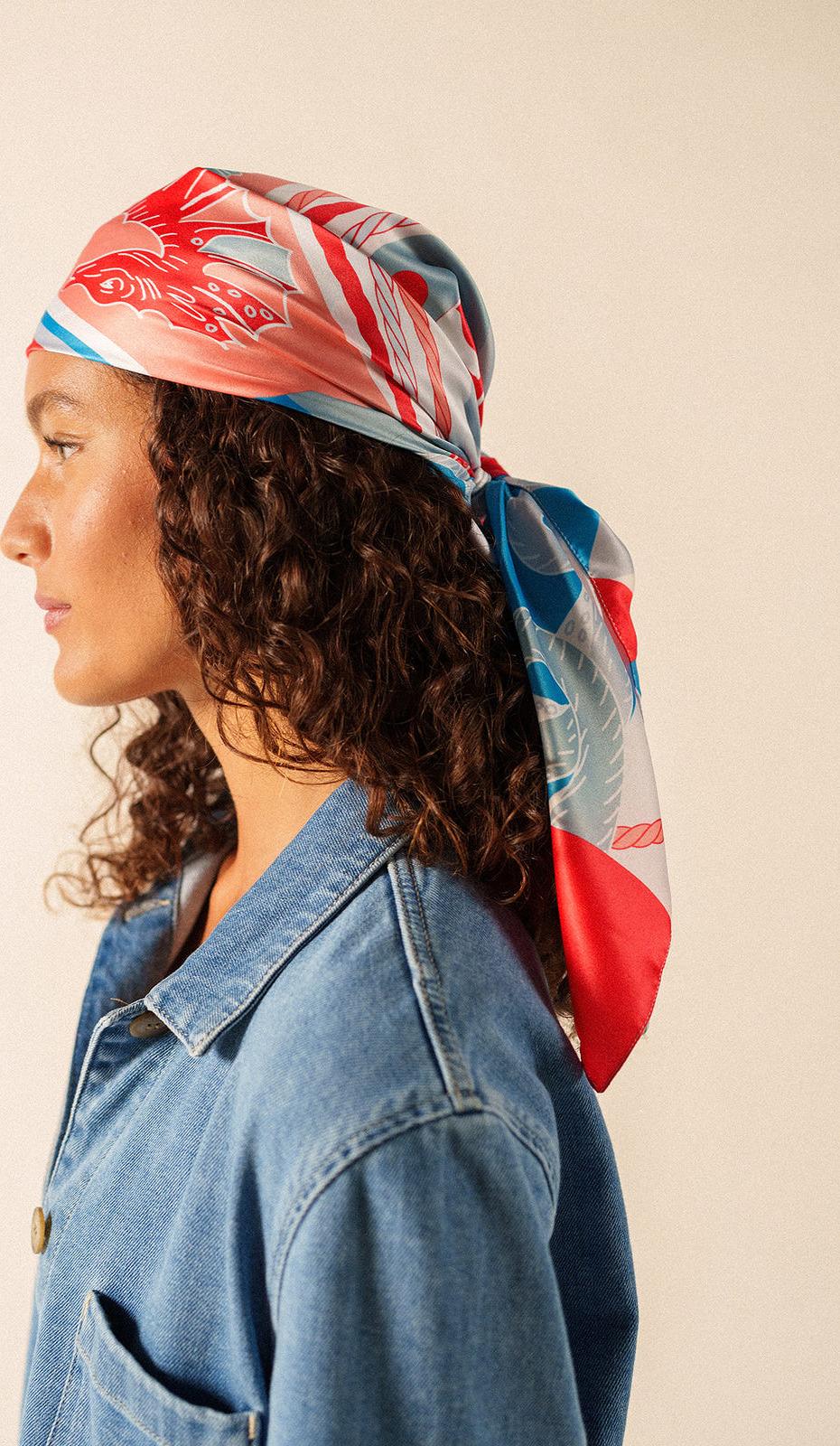 Product gallery image number 4 for product Foulard Carré Fond Marin