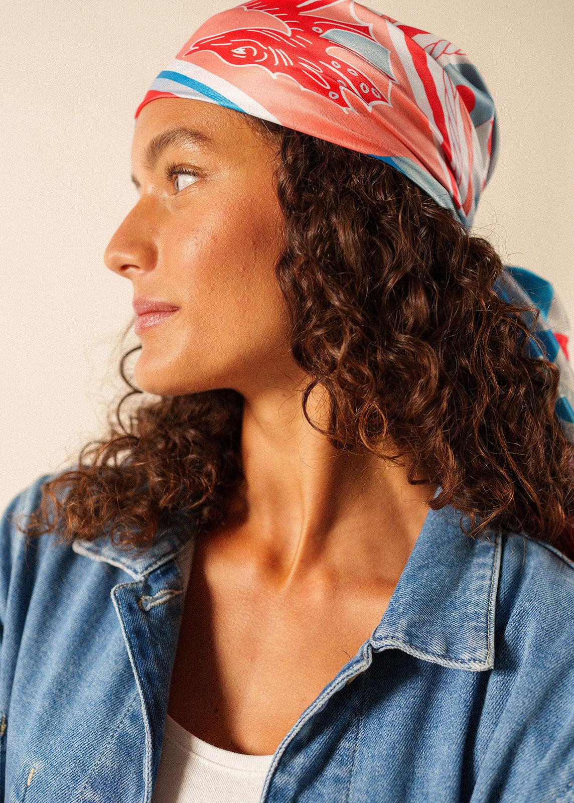 Product gallery image number 3 for product Foulard Carré Fond Marin