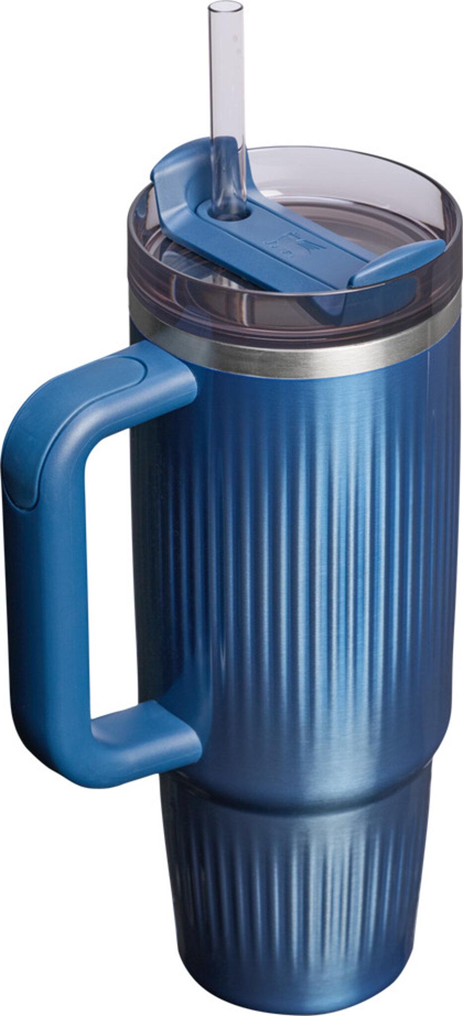 Product gallery image number 3 for product The Quencher H2.0 Fluted Tumbler 0.89L/30oz