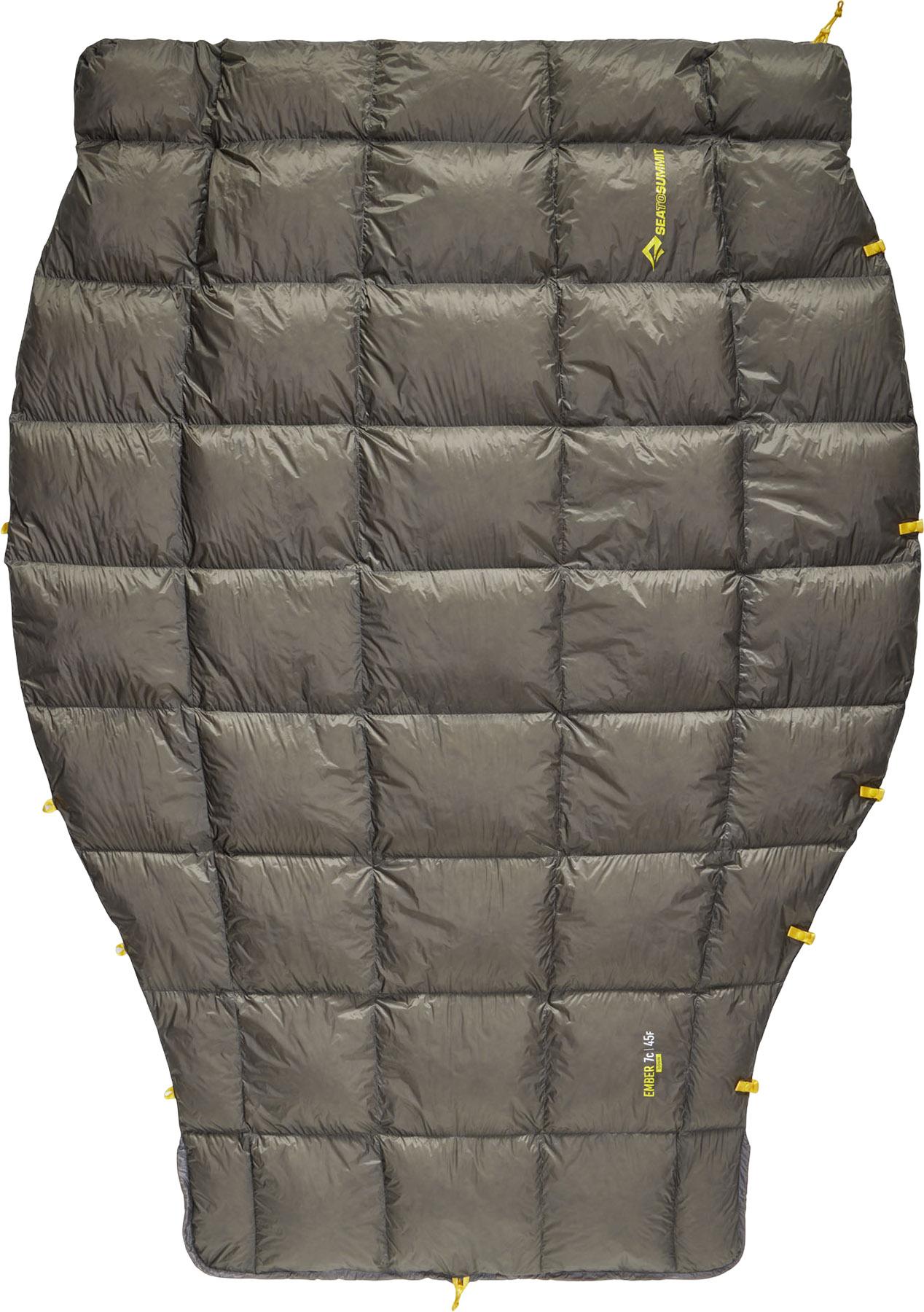Product gallery image number 3 for product Ember Down Quilt 7°C/45°F - Regular