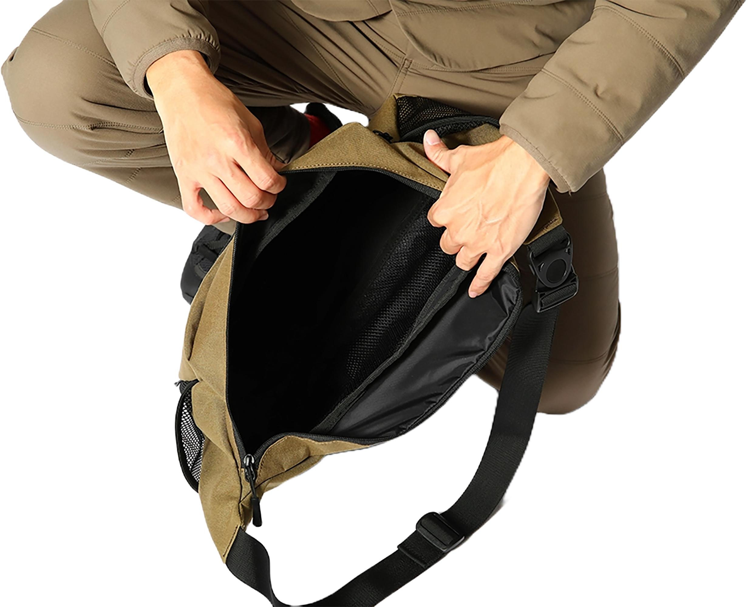 Product gallery image number 9 for product Shoulder Bag 10L