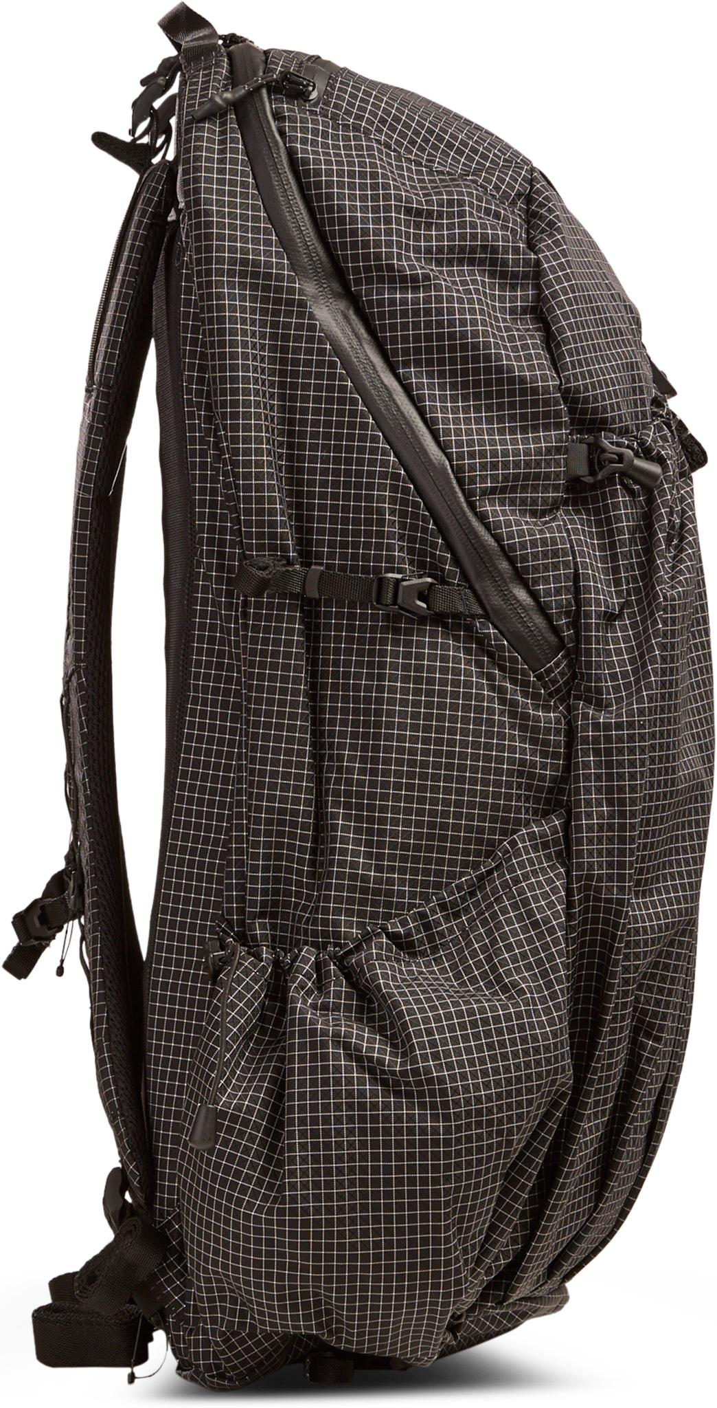 Product gallery image number 3 for product Transit Backpack 34L