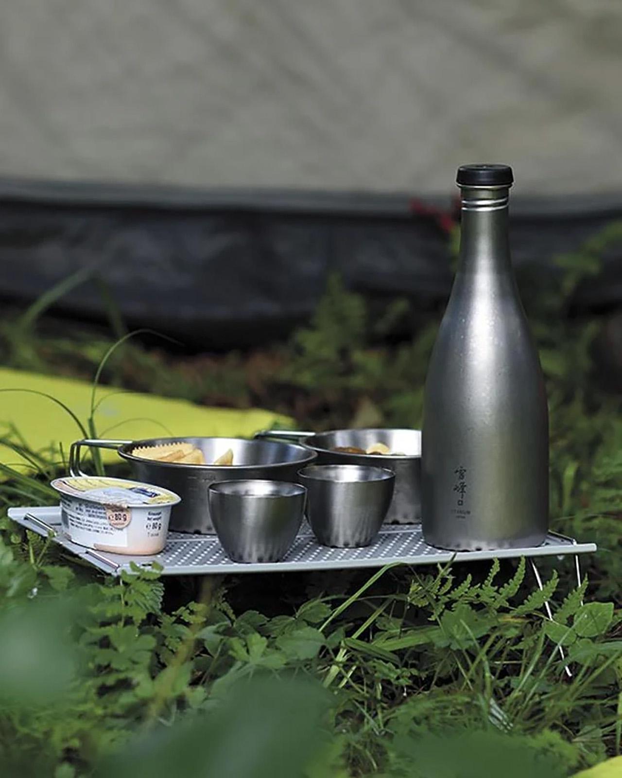 Product gallery image number 3 for product Ozen Solo Table