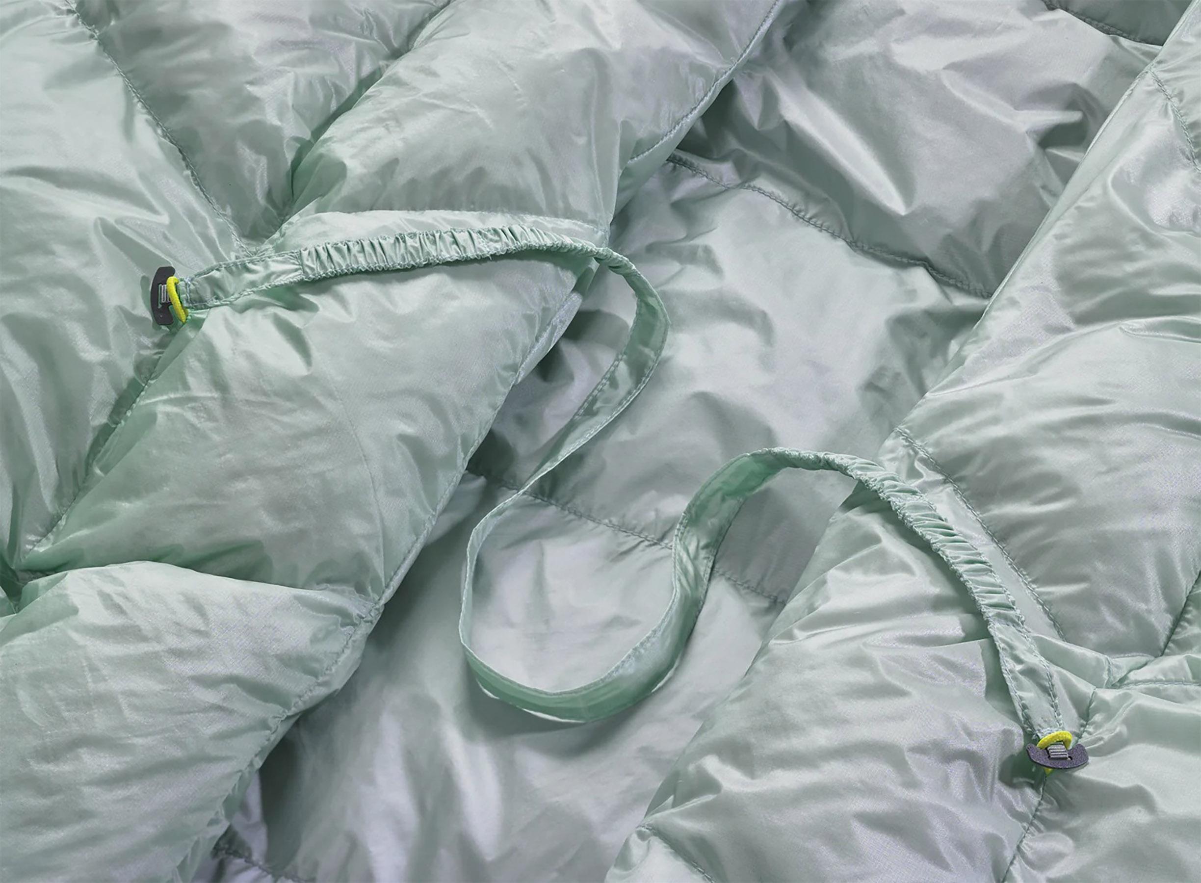 Product gallery image number 4 for product Vesper Down Quilt 32°F/0°C - Regular